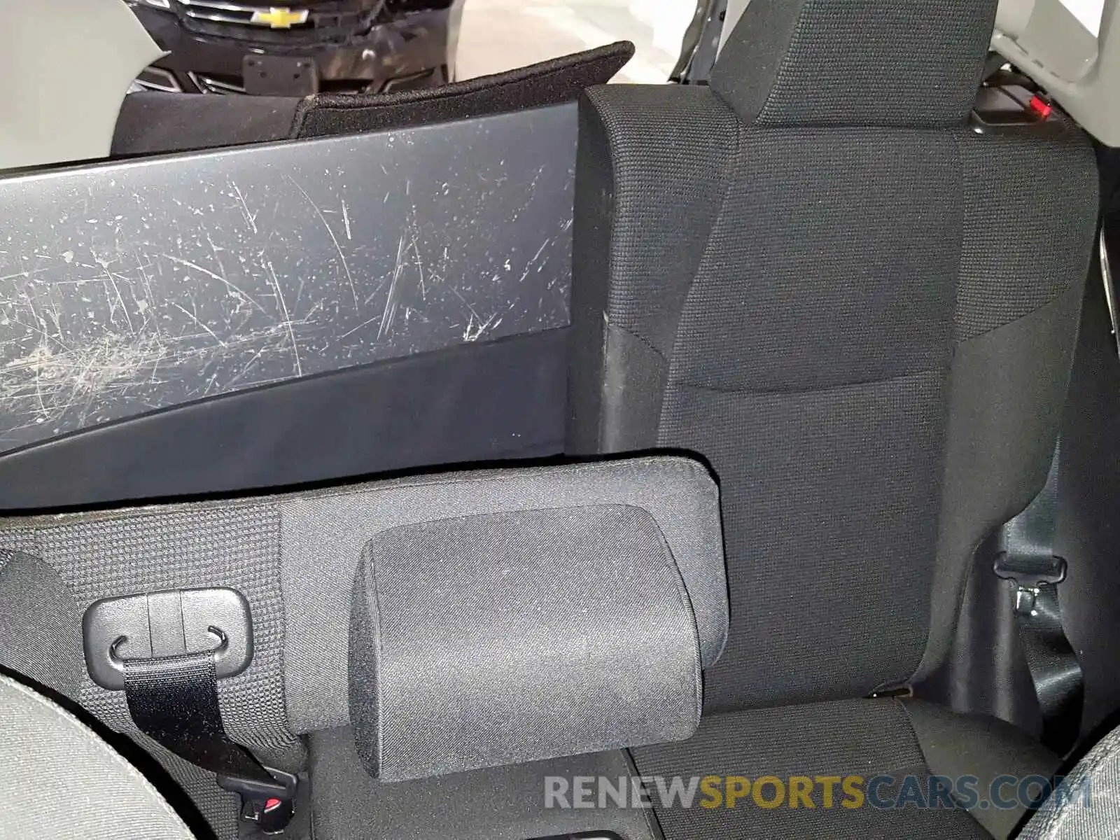 6 Photograph of a damaged car 2T3MWRFV9KW008166 TOYOTA RAV4 2019