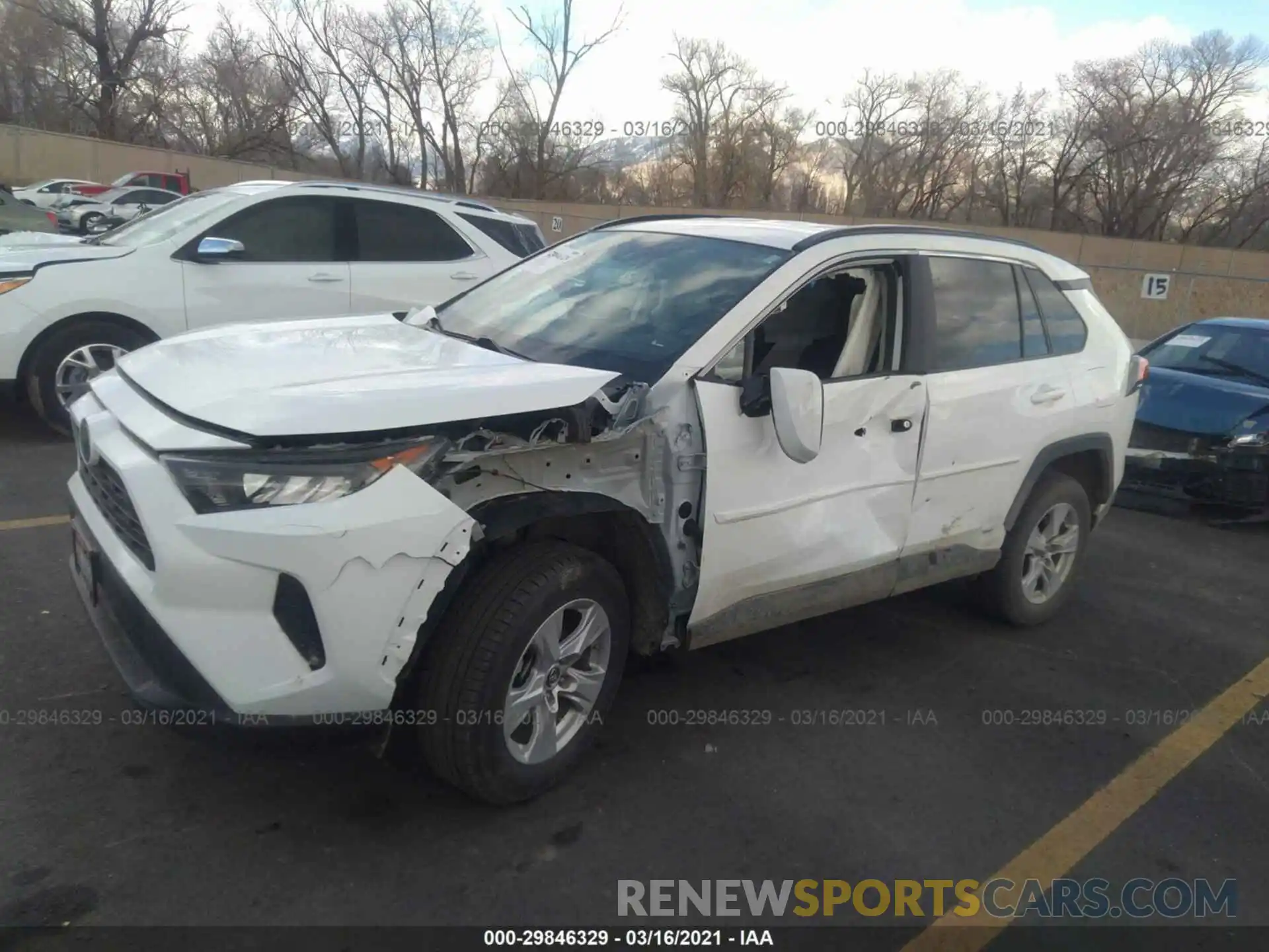 2 Photograph of a damaged car 2T3MWRFV9KW019782 TOYOTA RAV4 2019