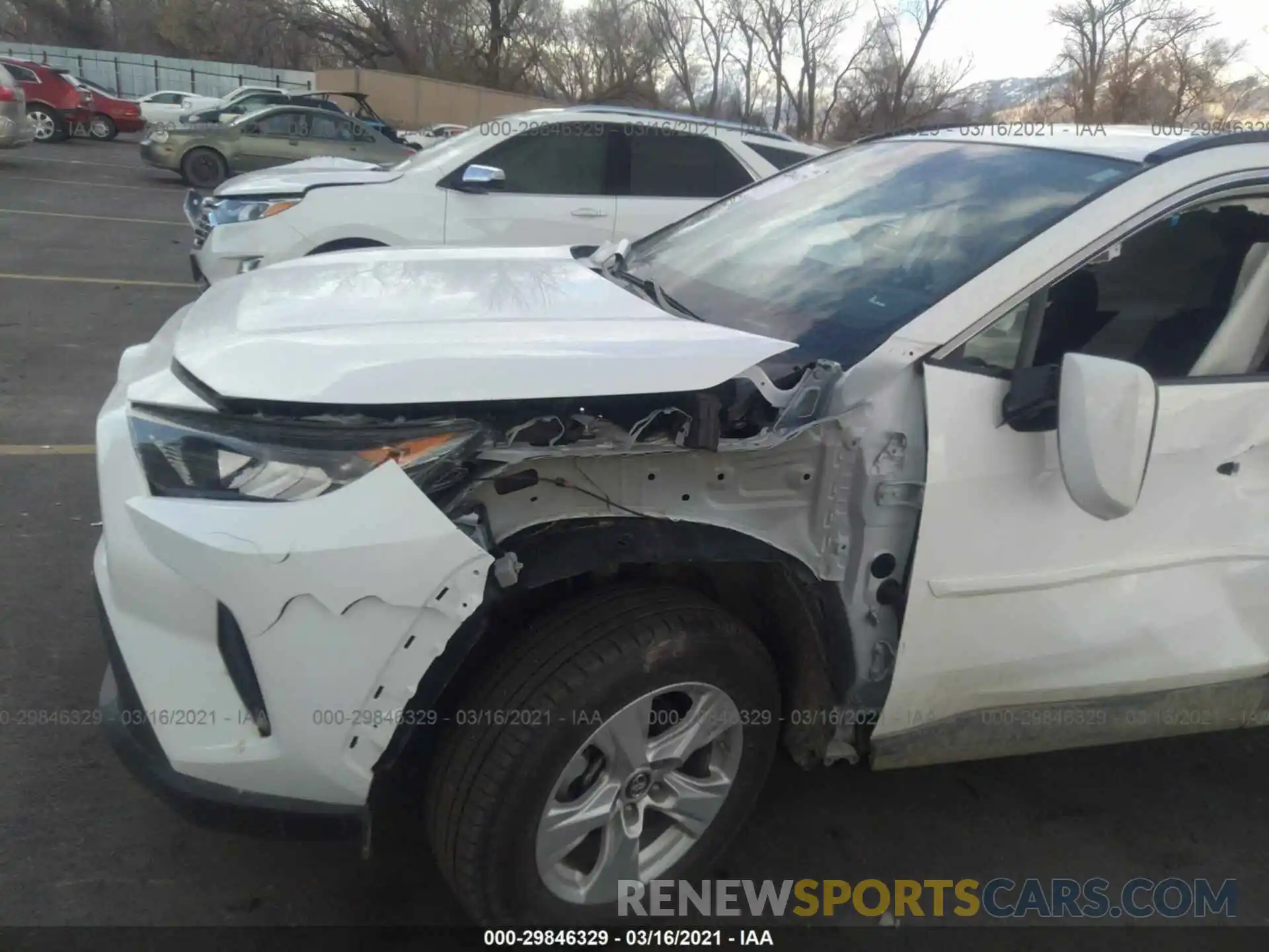 6 Photograph of a damaged car 2T3MWRFV9KW019782 TOYOTA RAV4 2019