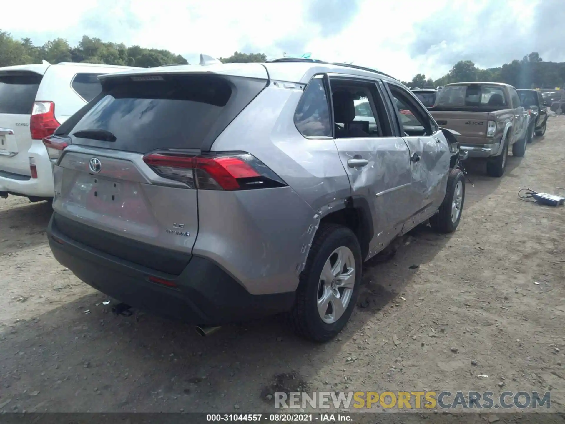 4 Photograph of a damaged car 2T3MWRFV9KW026327 TOYOTA RAV4 2019