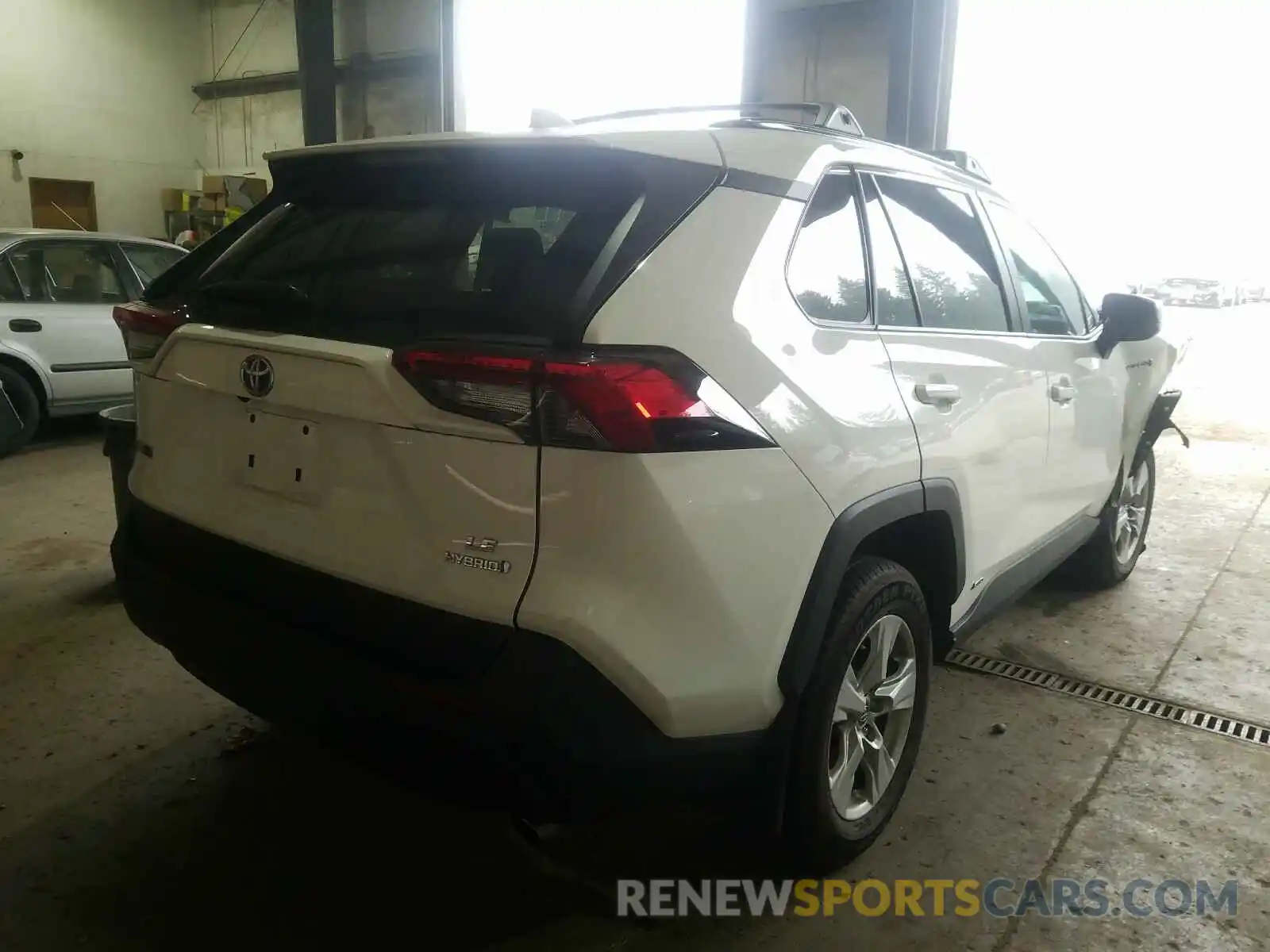 4 Фотография поврежденного автомобиля 2T3MWRFV9KW028756 TOYOTA RAV4 2019