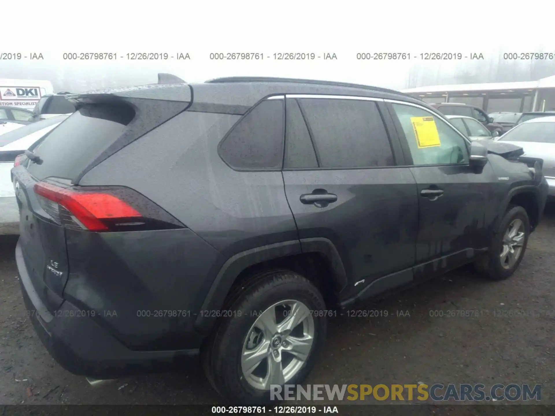 4 Photograph of a damaged car 2T3MWRFV9KW035979 TOYOTA RAV4 2019