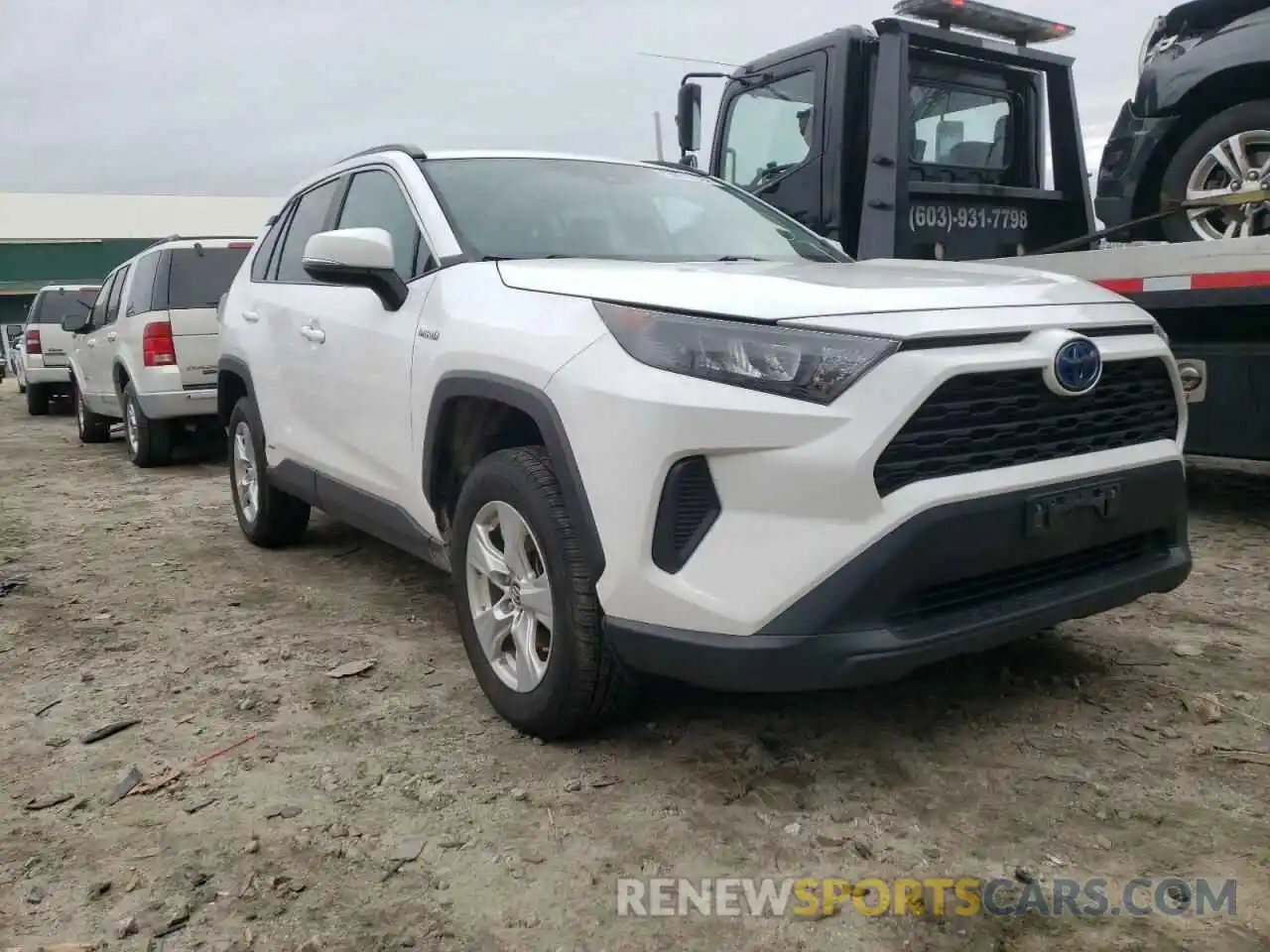 9 Photograph of a damaged car 2T3MWRFVXKW017023 TOYOTA RAV4 2019