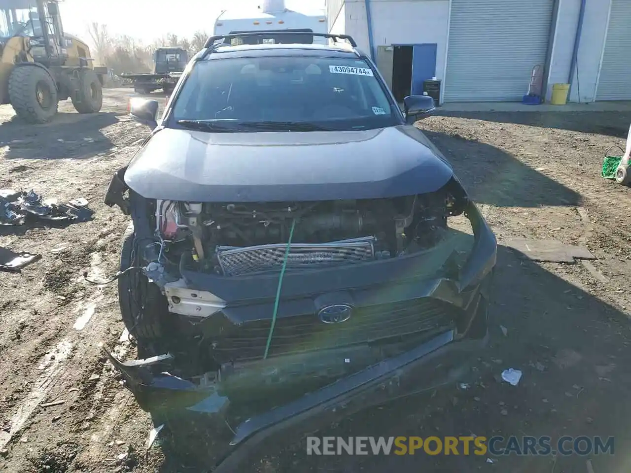 5 Photograph of a damaged car 2T3MWRFVXKW044738 TOYOTA RAV4 2019