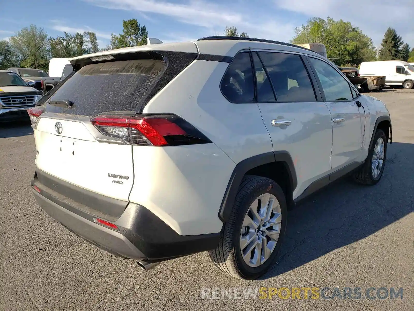 4 Photograph of a damaged car 2T3N1RFV0KC044803 TOYOTA RAV4 2019