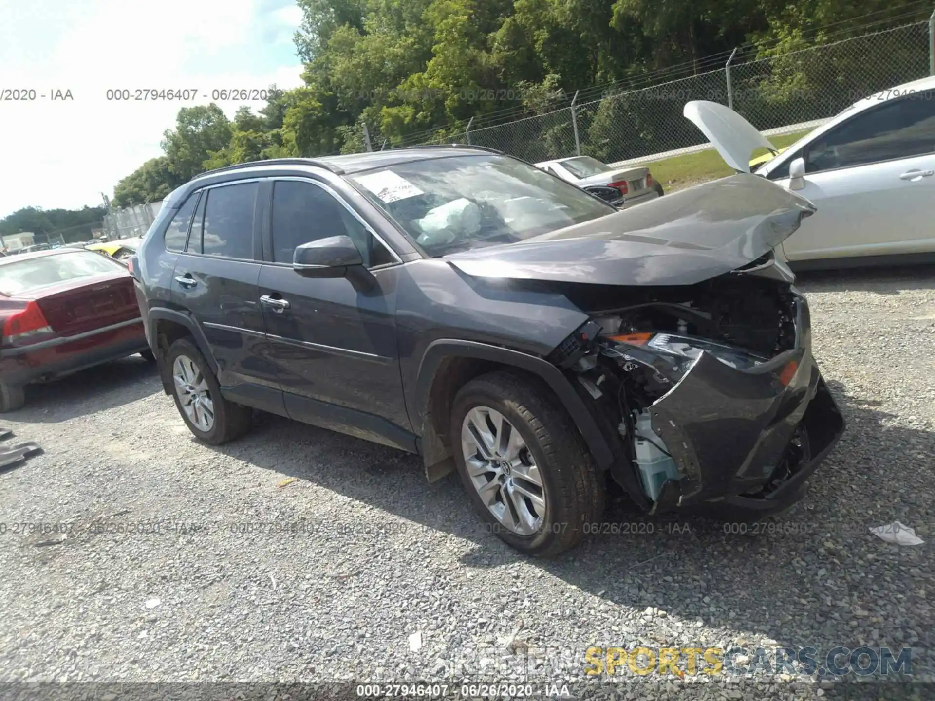 1 Photograph of a damaged car 2T3N1RFV0KW001240 TOYOTA RAV4 2019