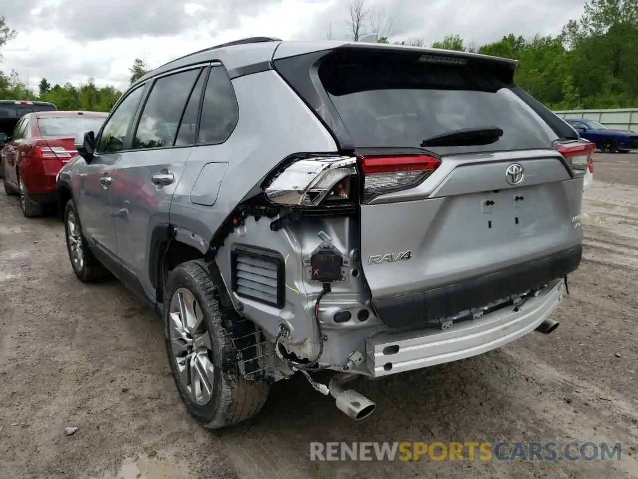 3 Photograph of a damaged car 2T3N1RFV0KW016840 TOYOTA RAV4 2019