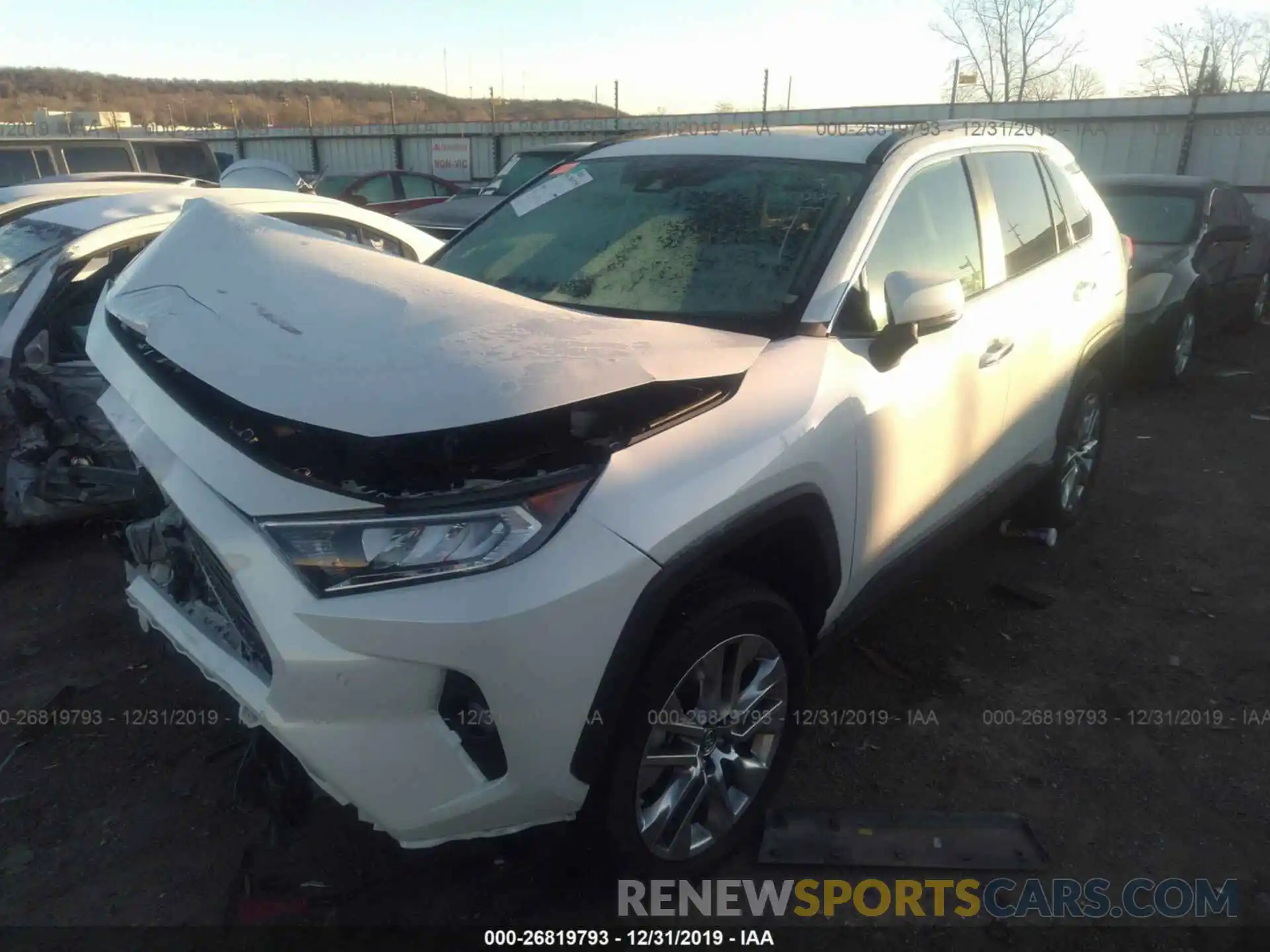 2 Photograph of a damaged car 2T3N1RFV0KW034836 TOYOTA RAV4 2019