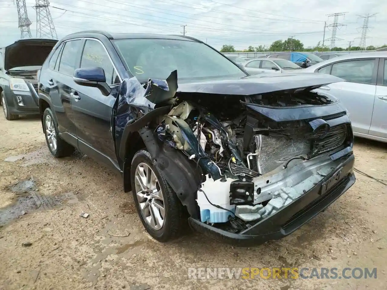 1 Photograph of a damaged car 2T3N1RFV0KW070834 TOYOTA RAV4 2019