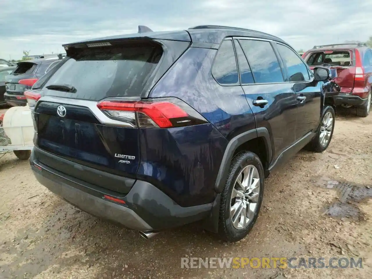 4 Photograph of a damaged car 2T3N1RFV0KW070834 TOYOTA RAV4 2019