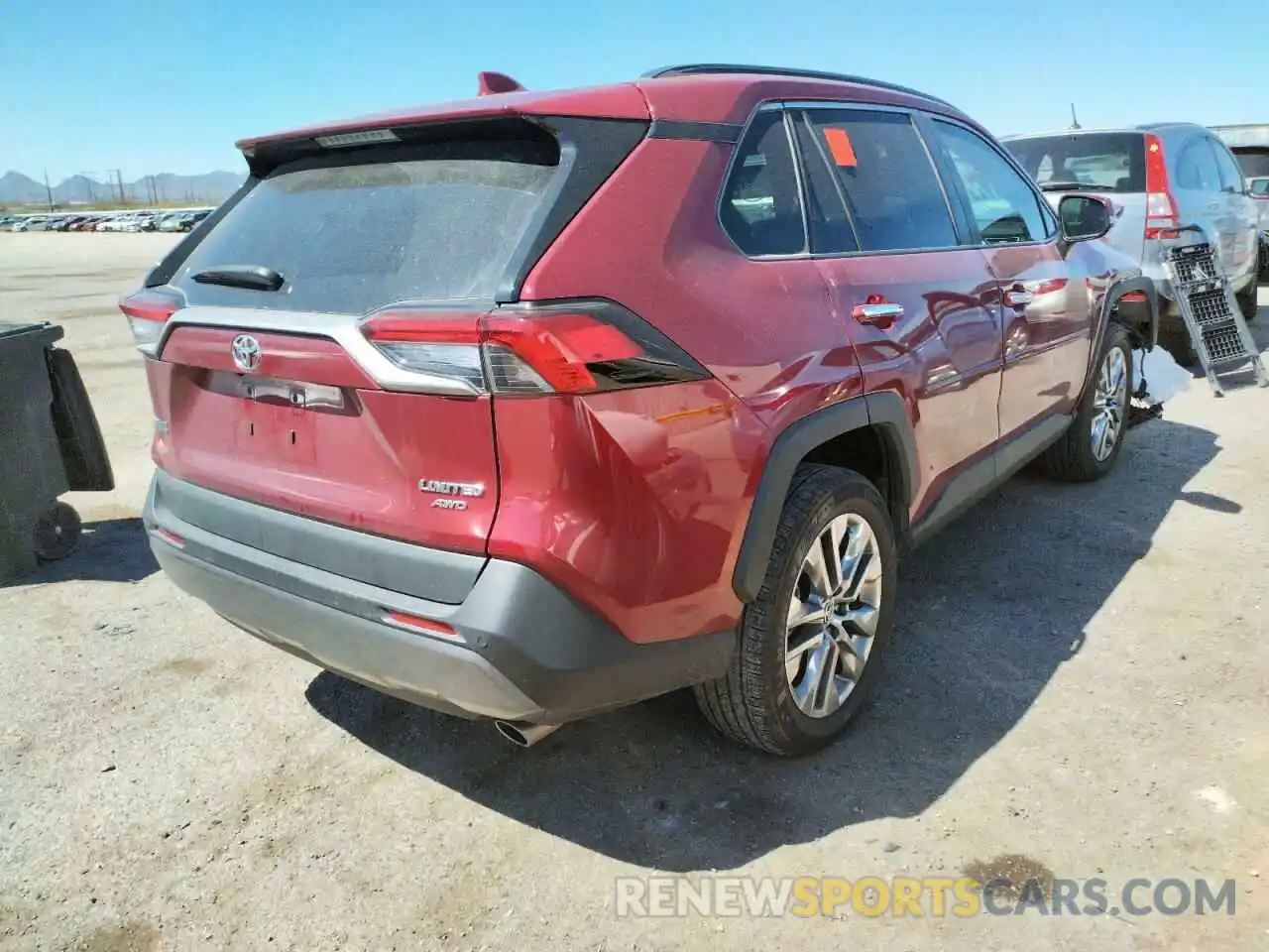 4 Photograph of a damaged car 2T3N1RFV0KW071059 TOYOTA RAV4 2019