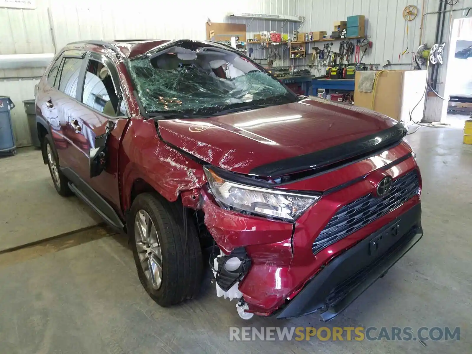 1 Photograph of a damaged car 2T3N1RFV1KW064573 TOYOTA RAV4 2019