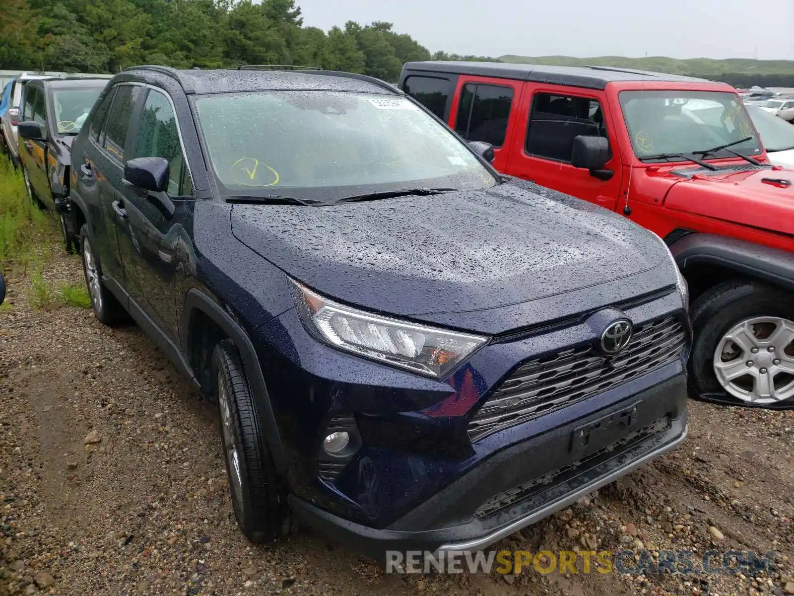 1 Photograph of a damaged car 2T3N1RFV2KC050571 TOYOTA RAV4 2019