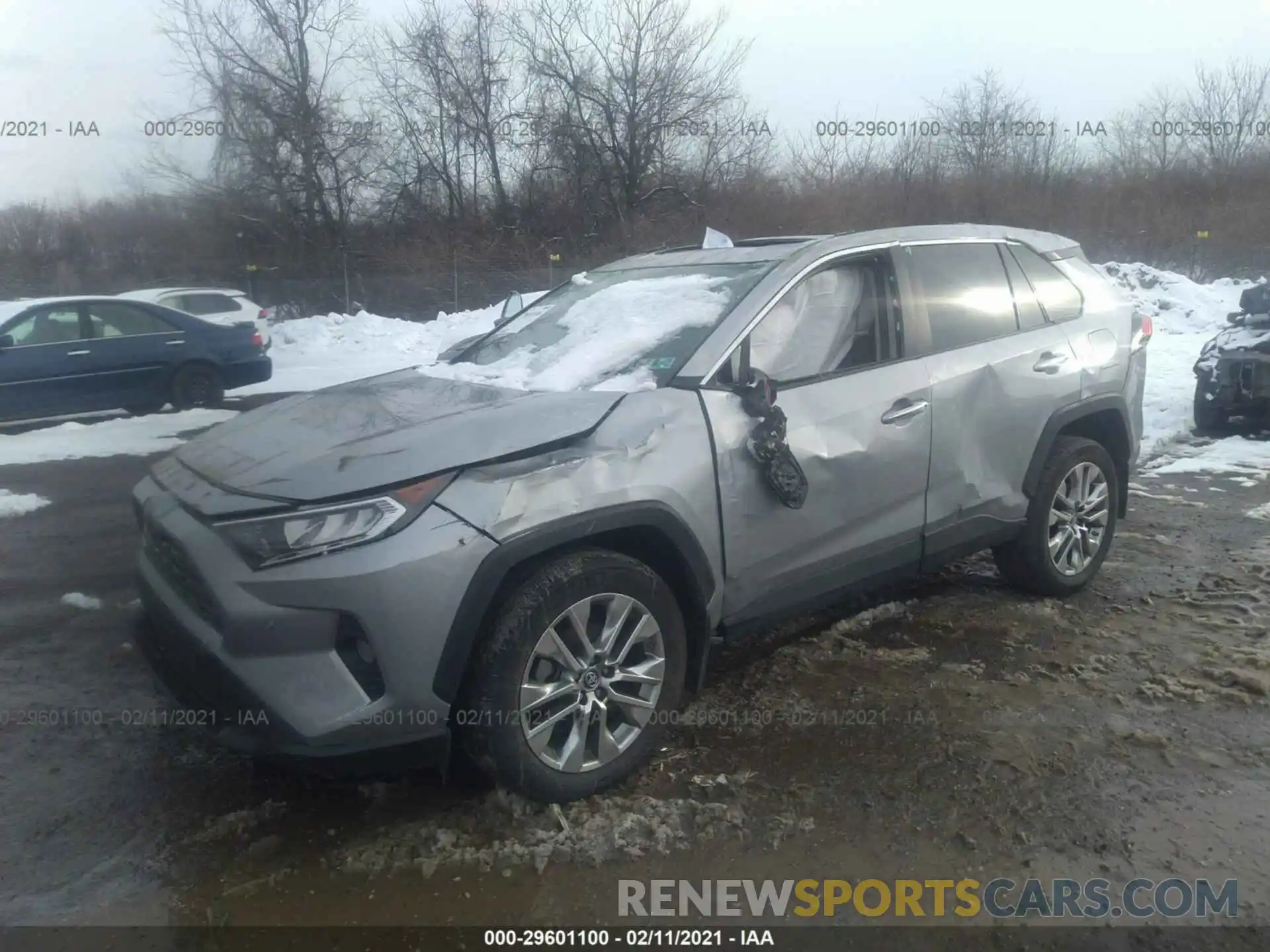 2 Фотография поврежденного автомобиля 2T3N1RFV2KW005077 TOYOTA RAV4 2019