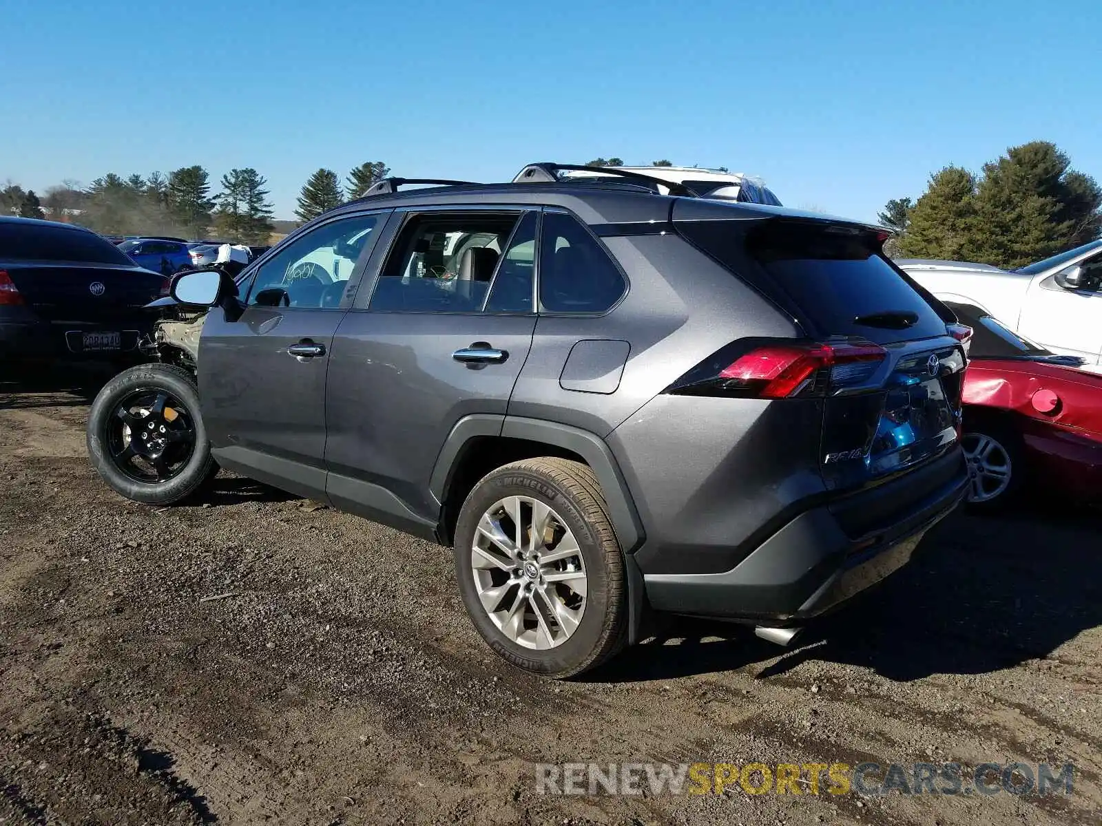 3 Photograph of a damaged car 2T3N1RFV2KW018010 TOYOTA RAV4 2019