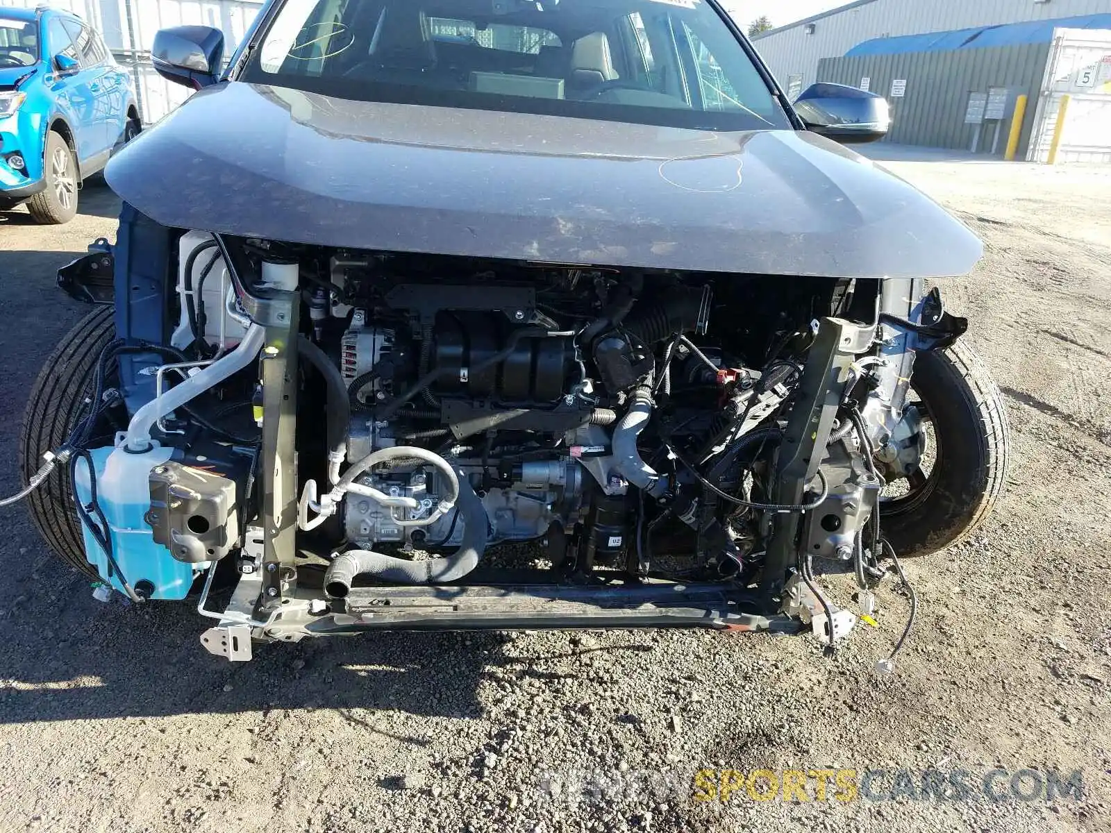 9 Фотография поврежденного автомобиля 2T3N1RFV2KW018010 TOYOTA RAV4 2019