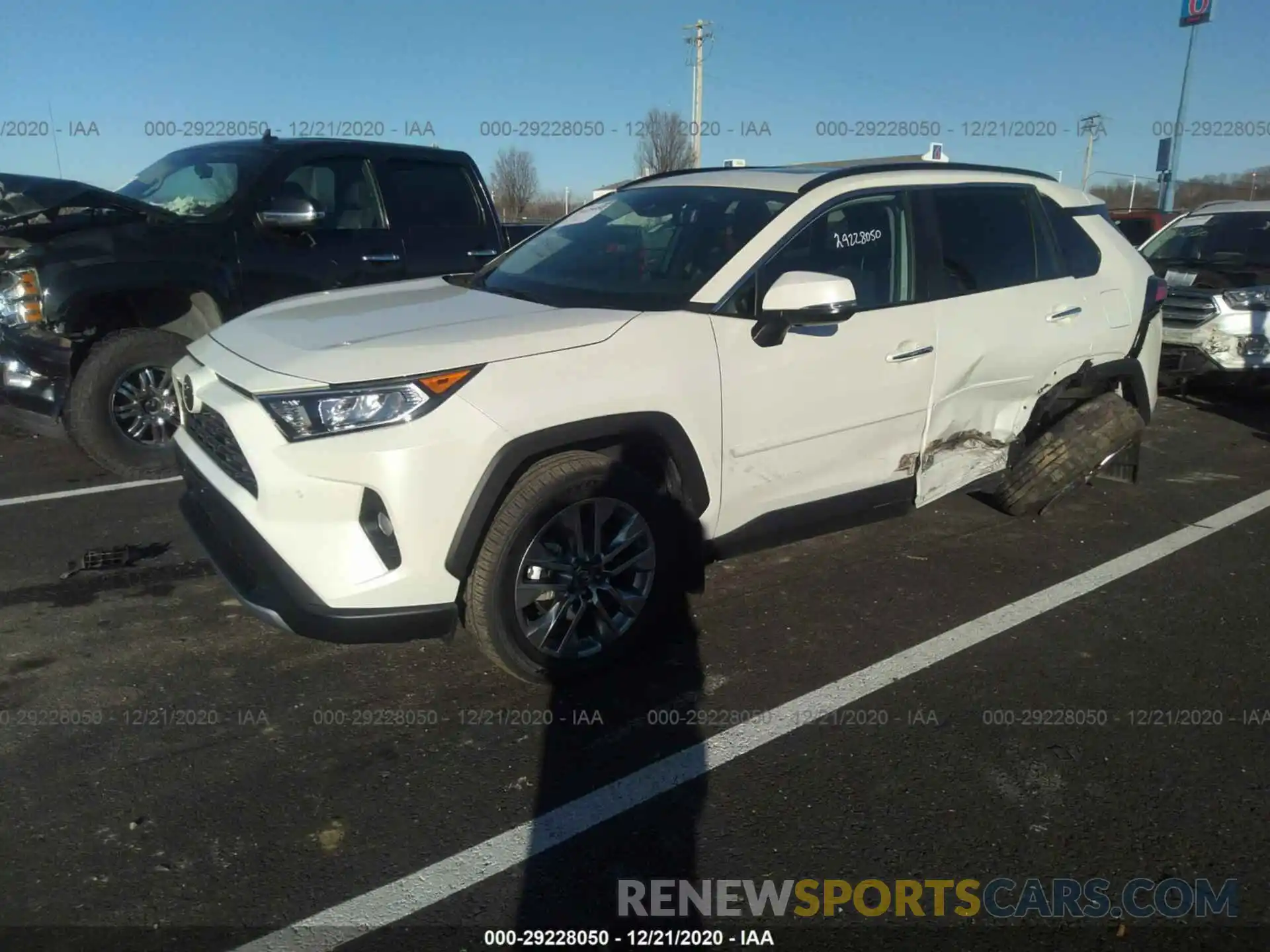 2 Photograph of a damaged car 2T3N1RFV3KC039580 TOYOTA RAV4 2019