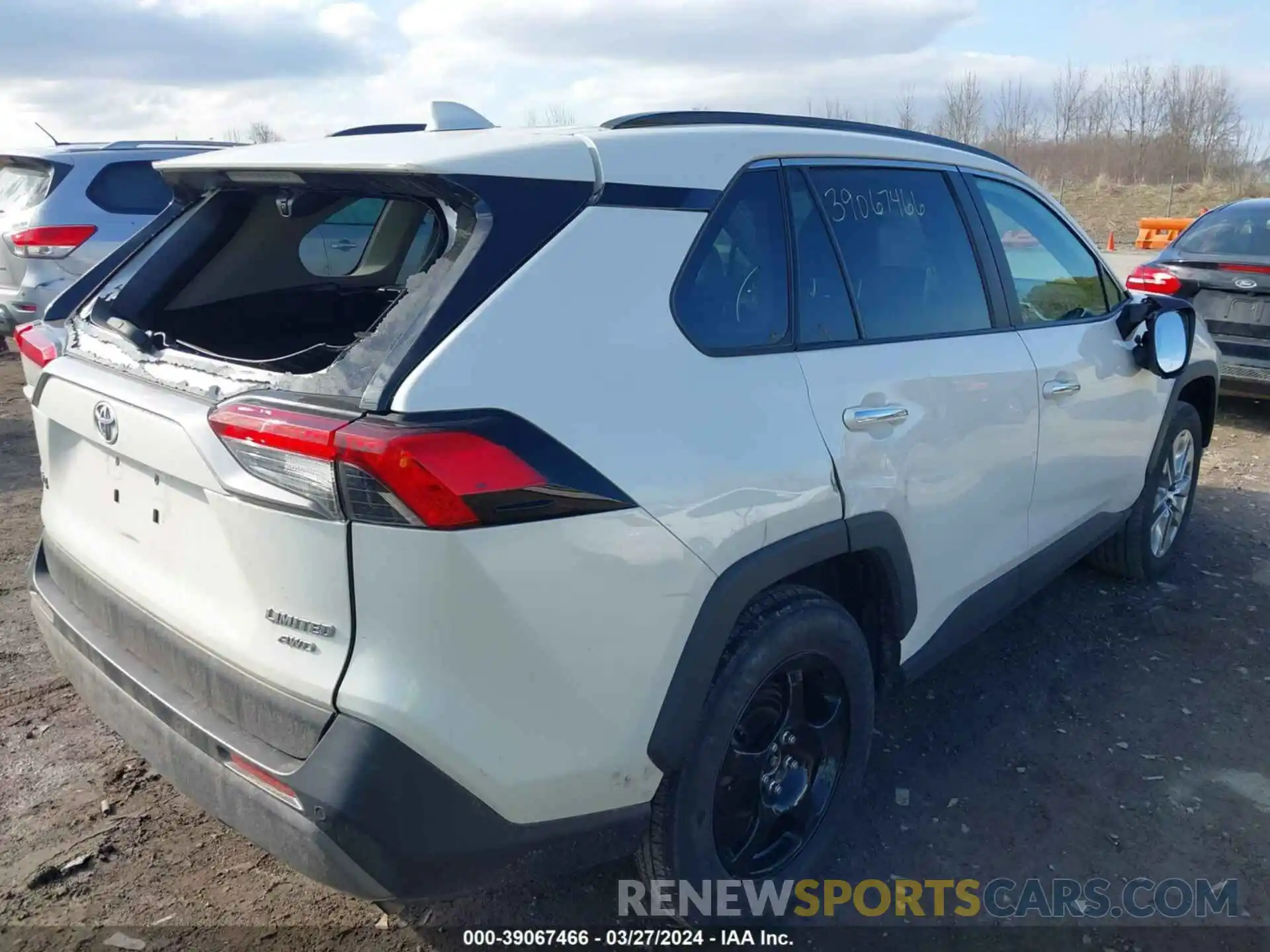 4 Фотография поврежденного автомобиля 2T3N1RFV3KW009218 TOYOTA RAV4 2019