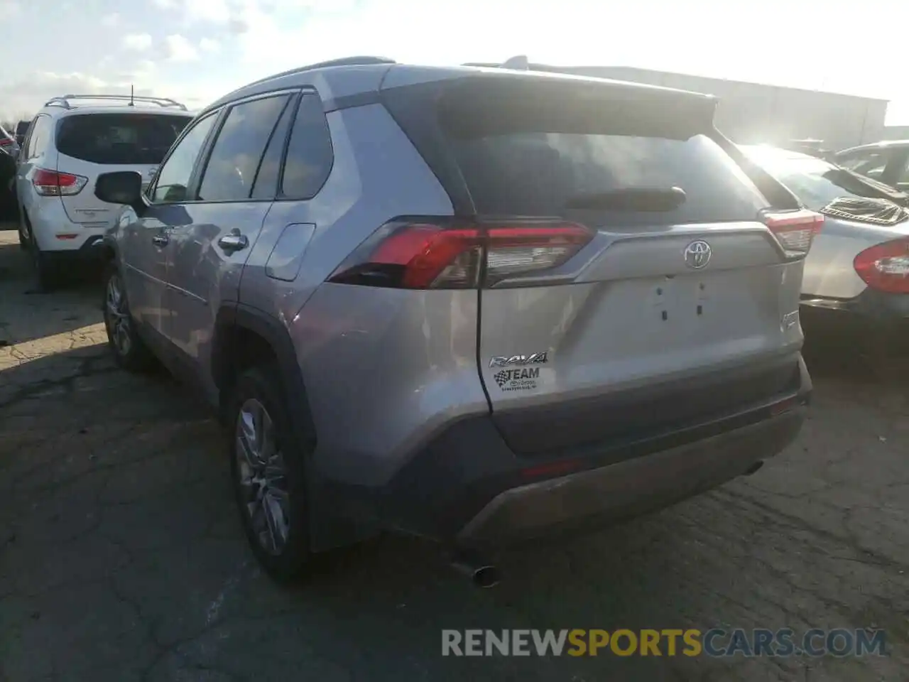 3 Photograph of a damaged car 2T3N1RFV3KW074702 TOYOTA RAV4 2019