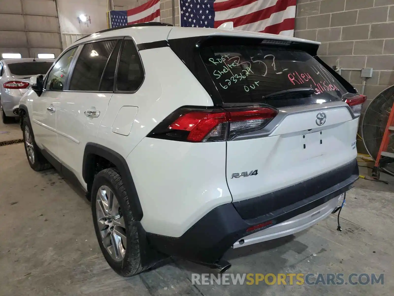 3 Photograph of a damaged car 2T3N1RFV4KC011352 TOYOTA RAV4 2019