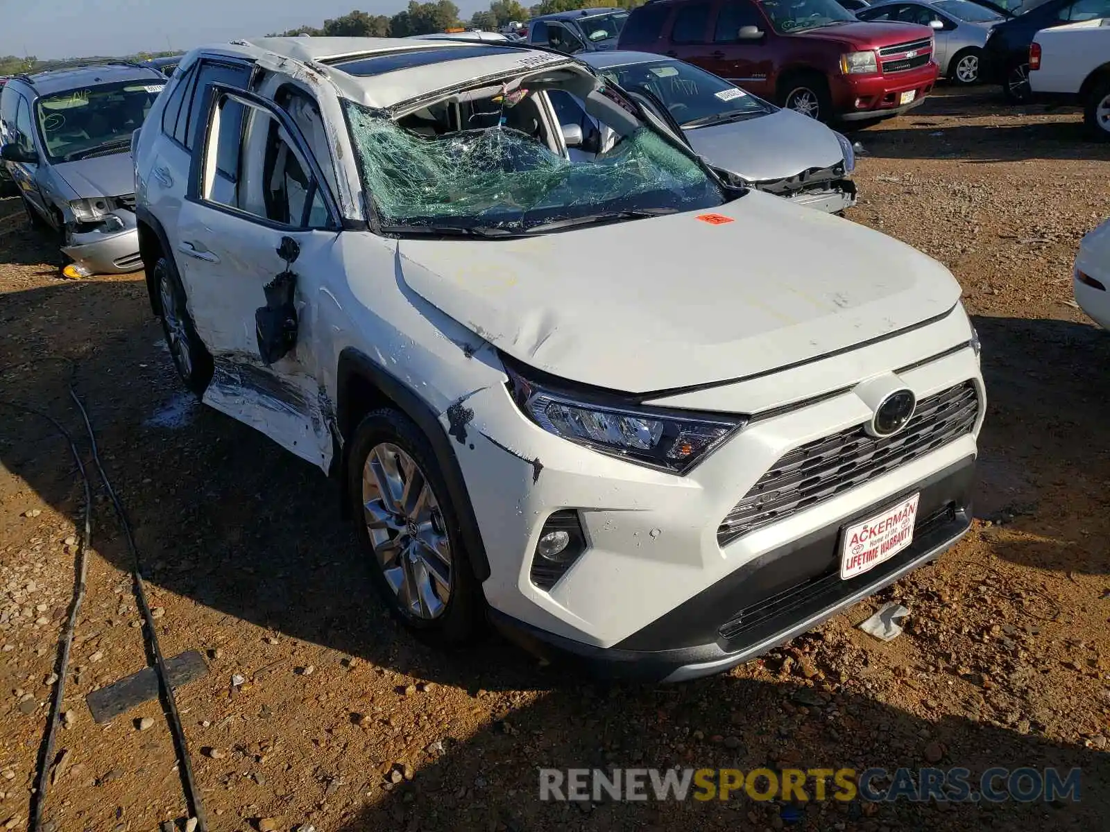 1 Photograph of a damaged car 2T3N1RFV4KC019595 TOYOTA RAV4 2019