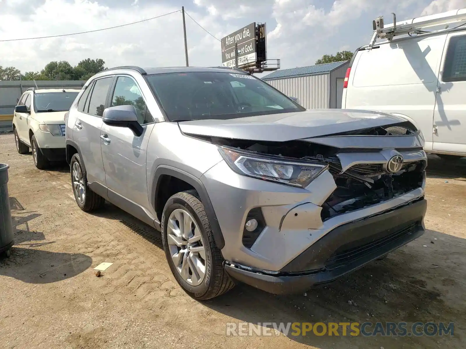 1 Фотография поврежденного автомобиля 2T3N1RFV4KC060177 TOYOTA RAV4 2019