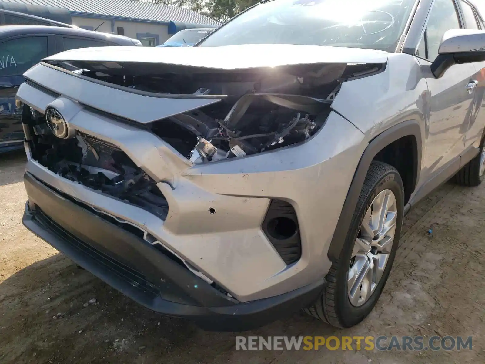 9 Photograph of a damaged car 2T3N1RFV4KC060177 TOYOTA RAV4 2019