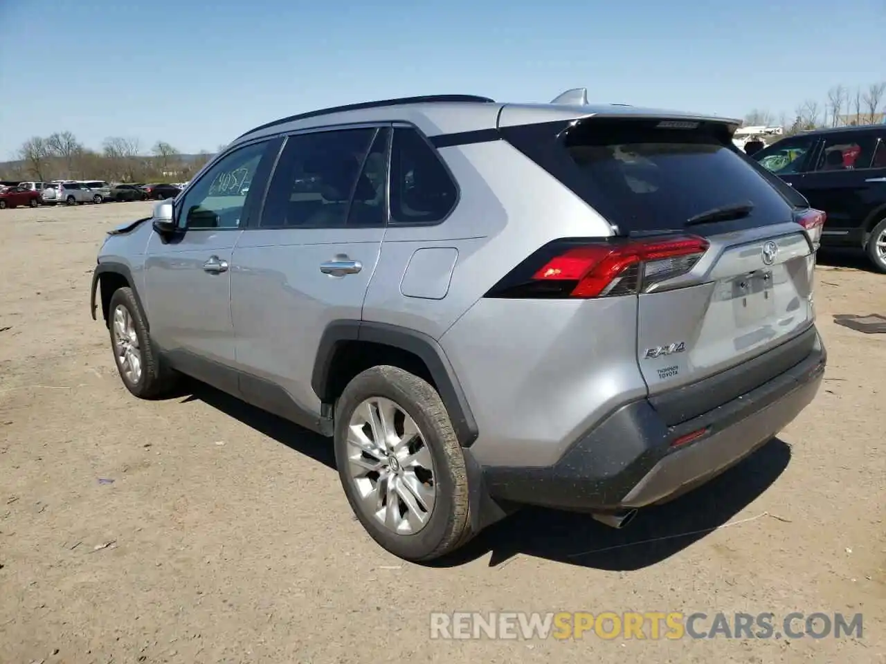 3 Photograph of a damaged car 2T3N1RFV5KC031562 TOYOTA RAV4 2019