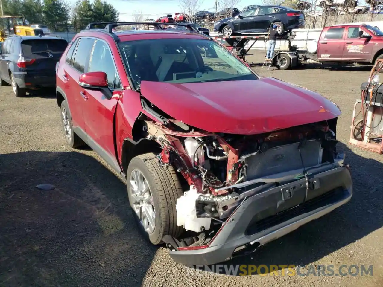 1 Photograph of a damaged car 2T3N1RFV5KC042996 TOYOTA RAV4 2019