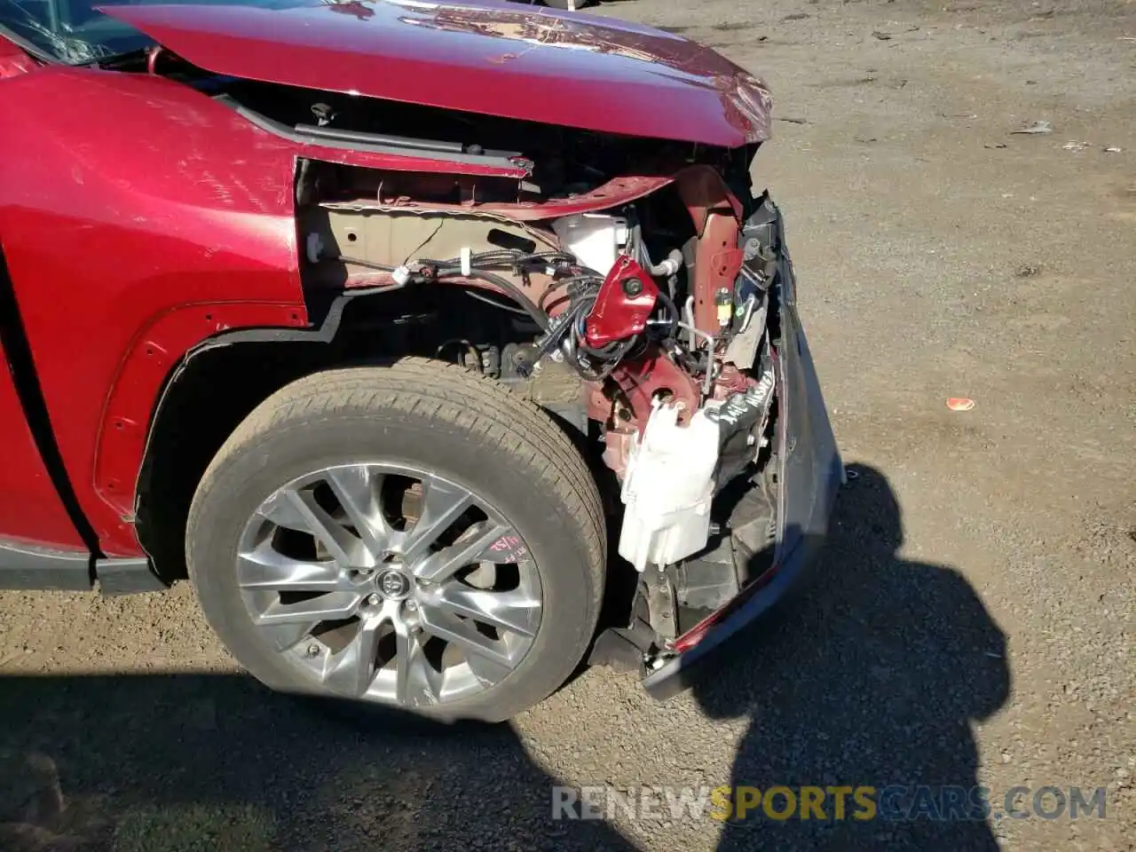 9 Photograph of a damaged car 2T3N1RFV5KC042996 TOYOTA RAV4 2019