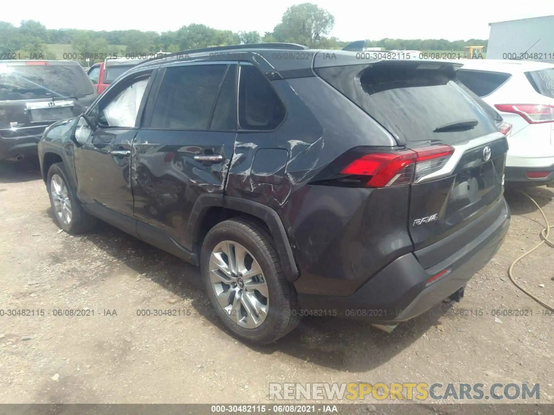 3 Фотография поврежденного автомобиля 2T3N1RFV5KC049494 TOYOTA RAV4 2019