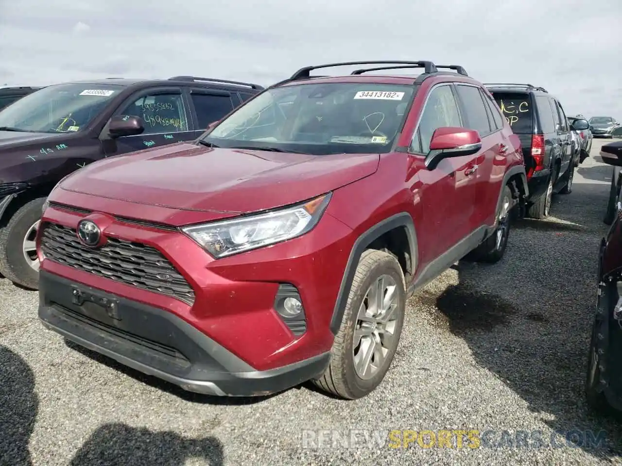 2 Photograph of a damaged car 2T3N1RFV5KW040745 TOYOTA RAV4 2019