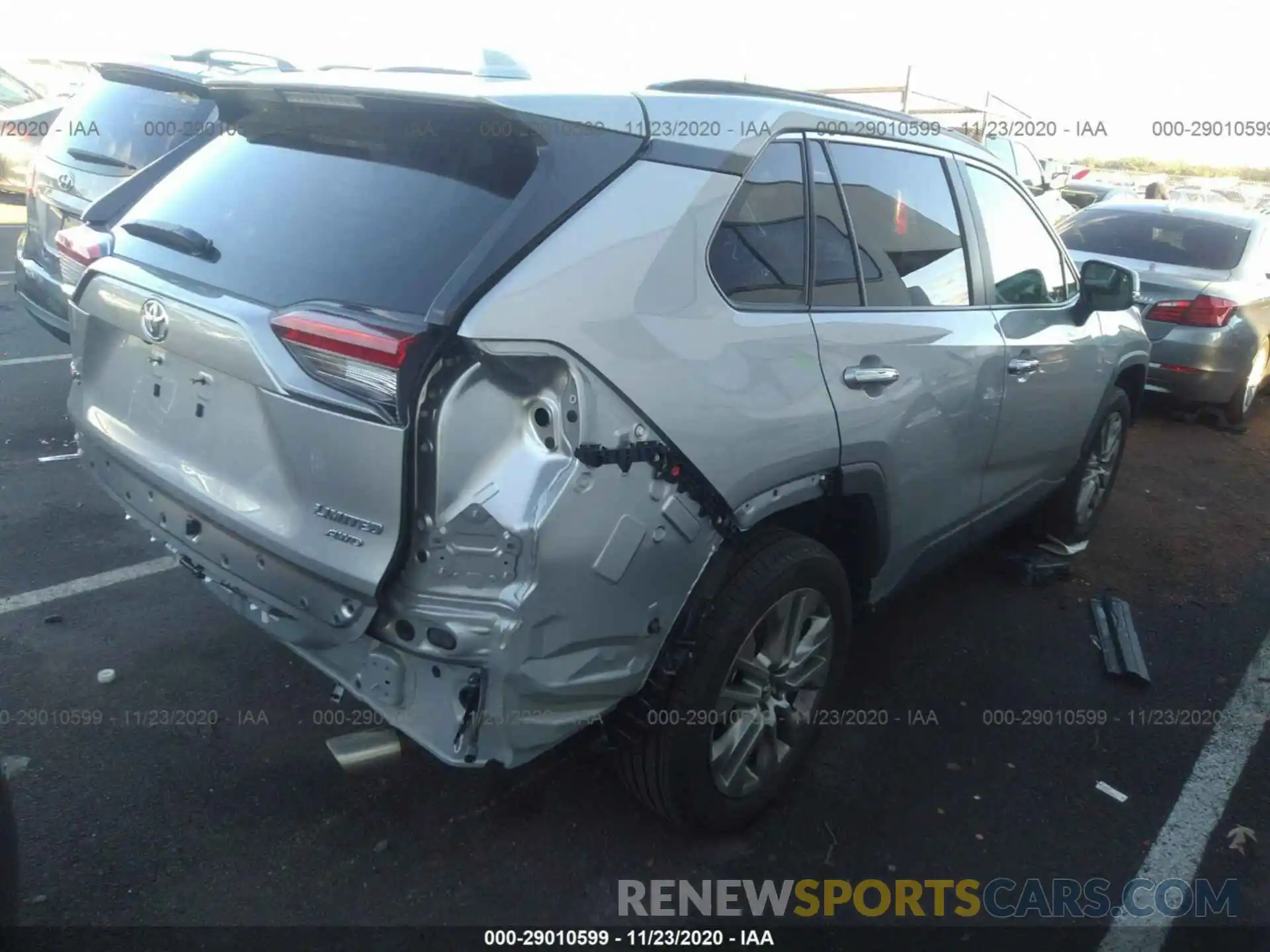 4 Photograph of a damaged car 2T3N1RFV6KC032025 TOYOTA RAV4 2019