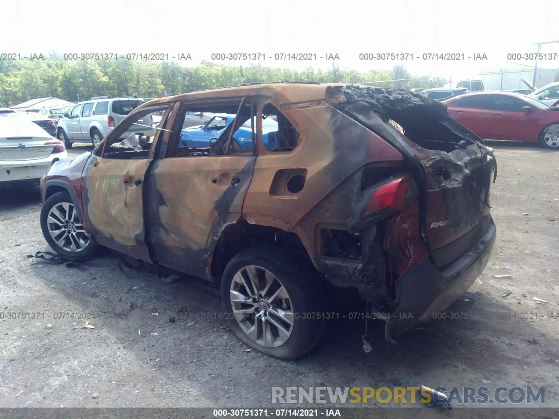 3 Photograph of a damaged car 2T3N1RFV6KW068439 TOYOTA RAV4 2019