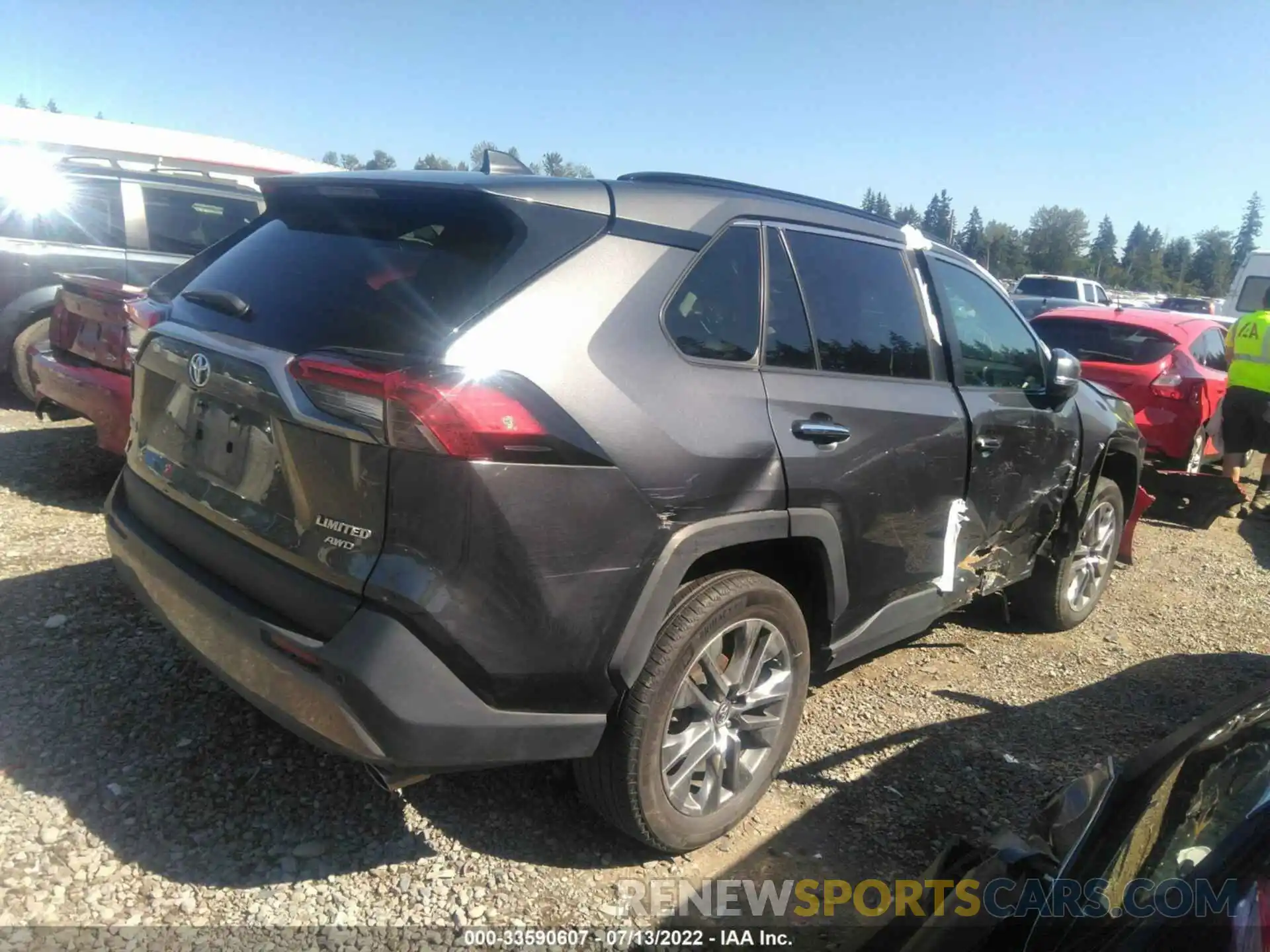 4 Photograph of a damaged car 2T3N1RFV6KW068456 TOYOTA RAV4 2019