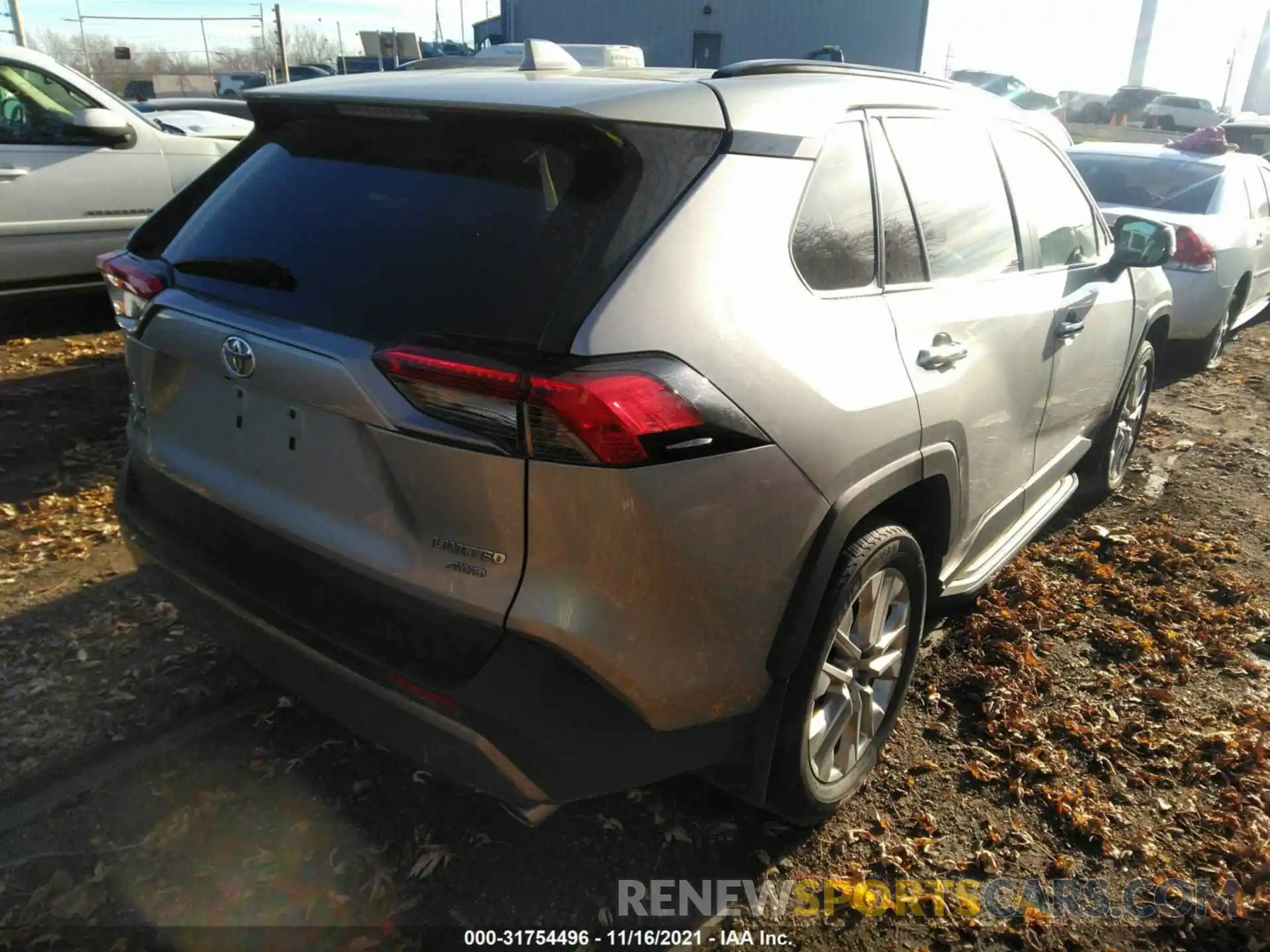 4 Фотография поврежденного автомобиля 2T3N1RFV7KC028260 TOYOTA RAV4 2019