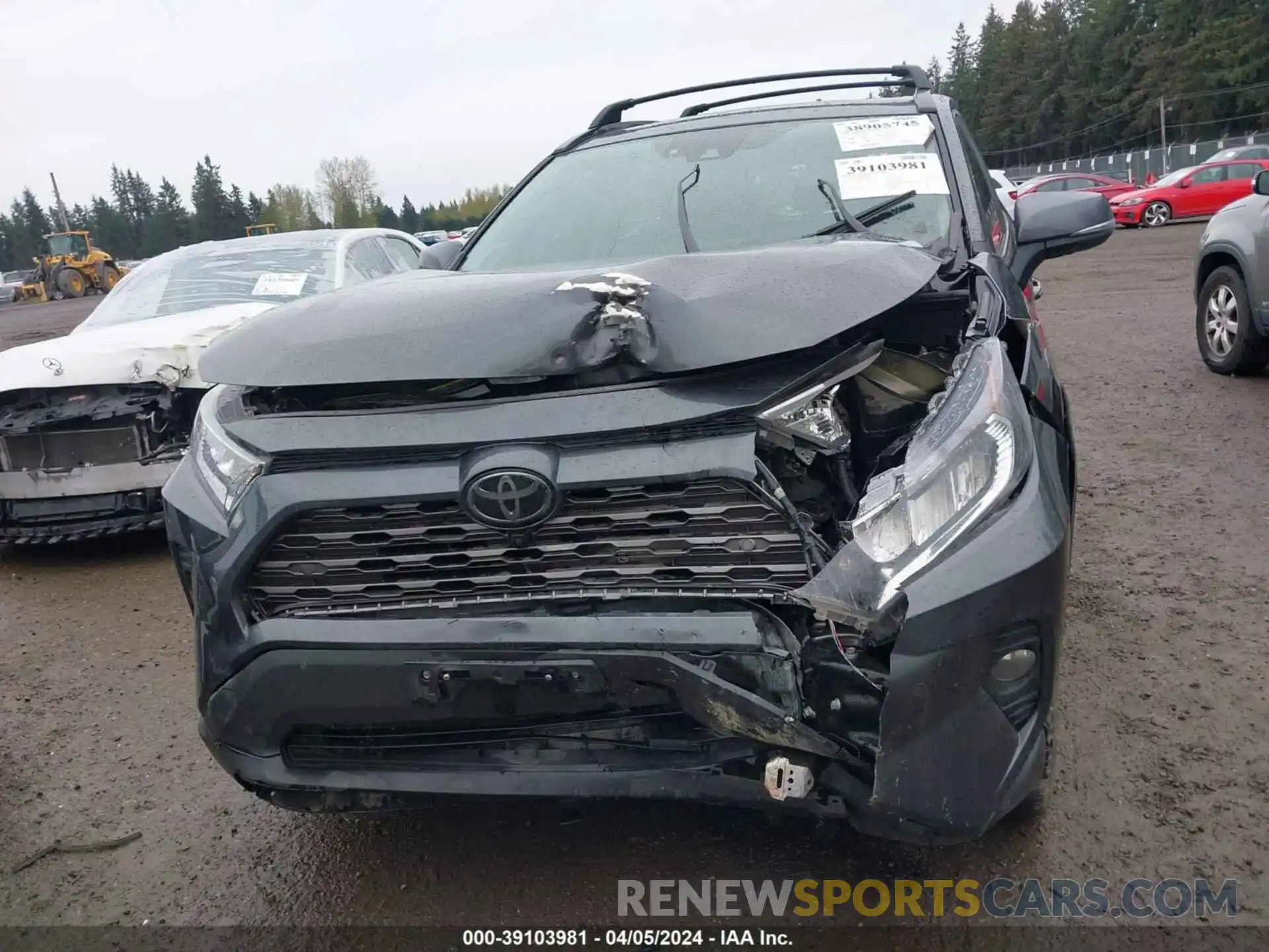 11 Photograph of a damaged car 2T3N1RFV7KC054194 TOYOTA RAV4 2019