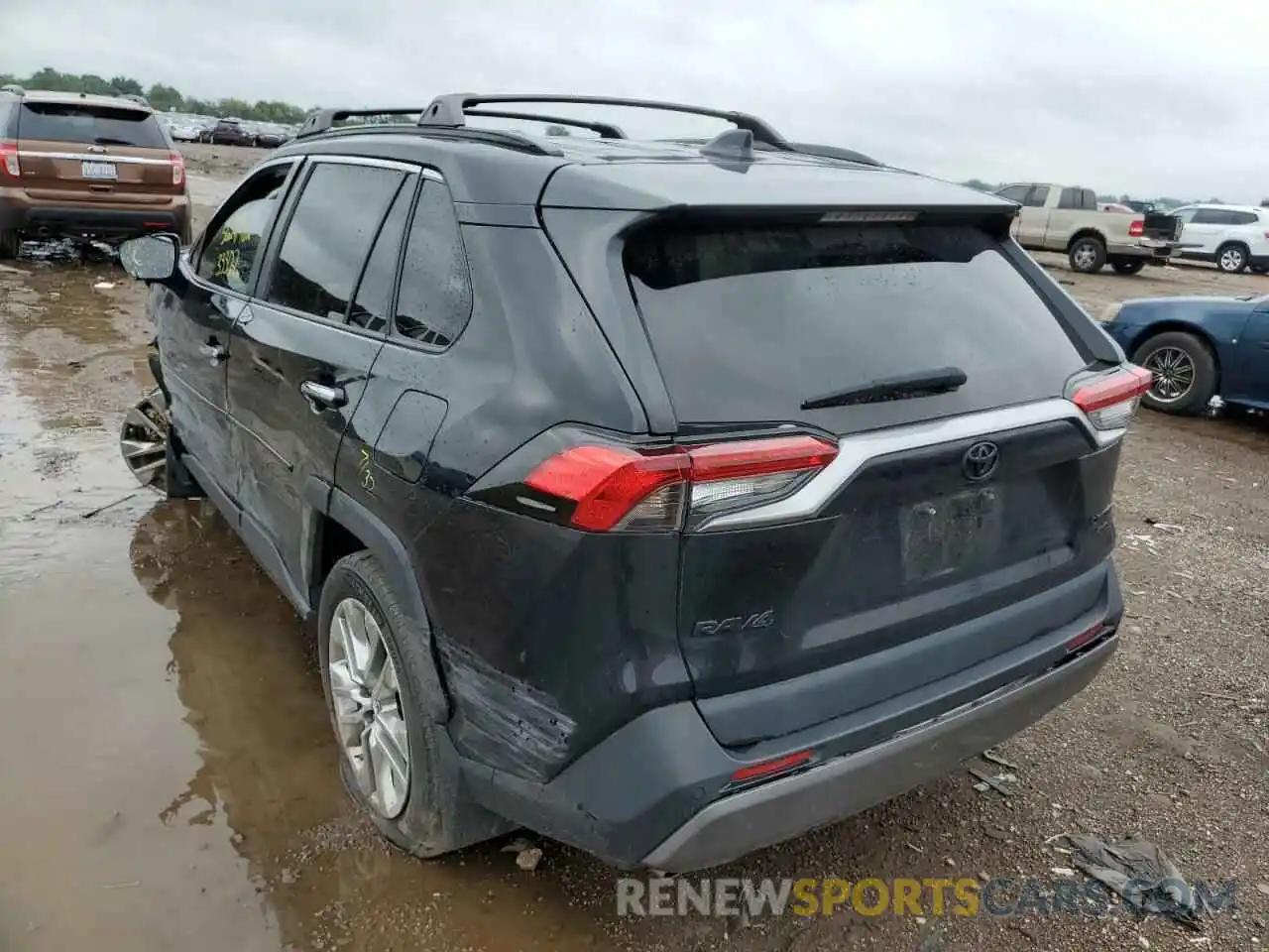 3 Photograph of a damaged car 2T3N1RFV7KW075075 TOYOTA RAV4 2019