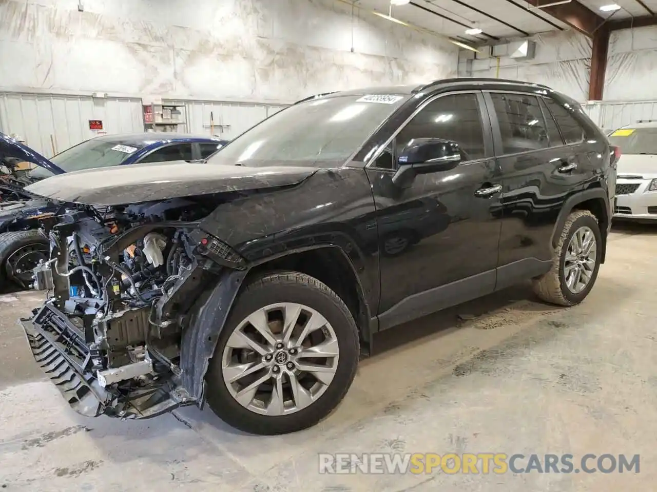 1 Photograph of a damaged car 2T3N1RFV8KC022032 TOYOTA RAV4 2019