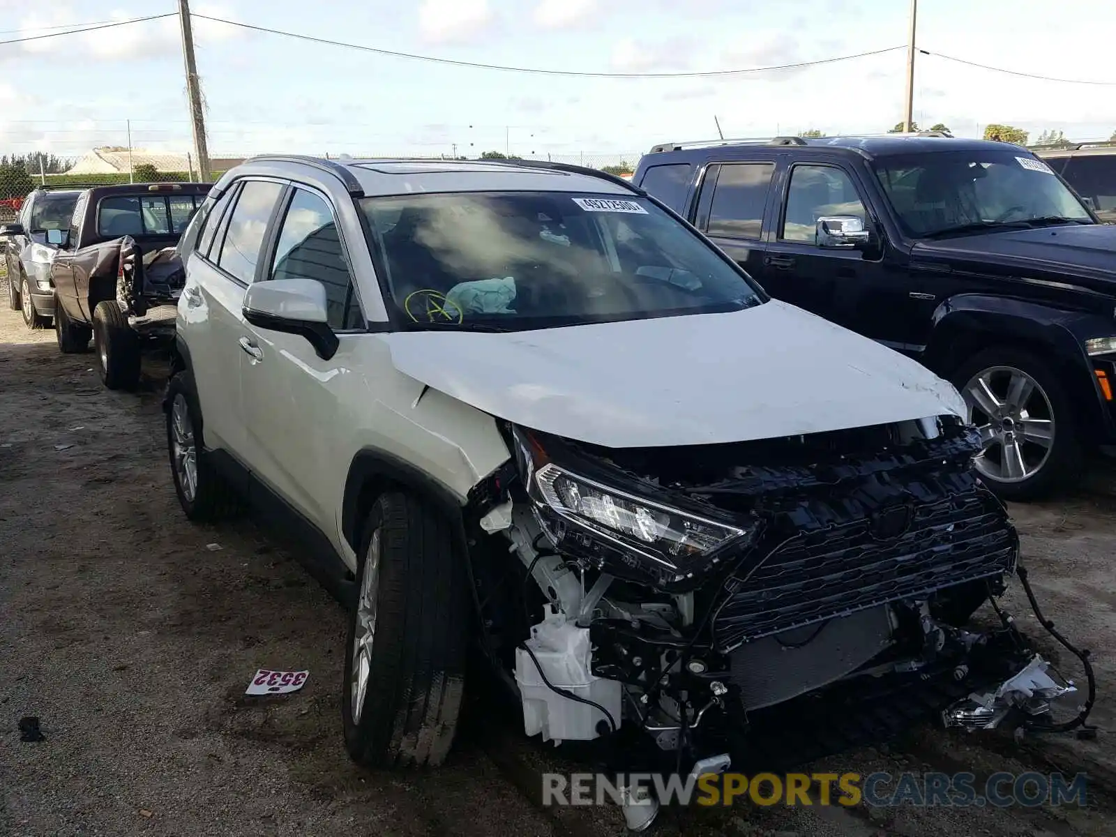 1 Photograph of a damaged car 2T3N1RFV8KC039347 TOYOTA RAV4 2019