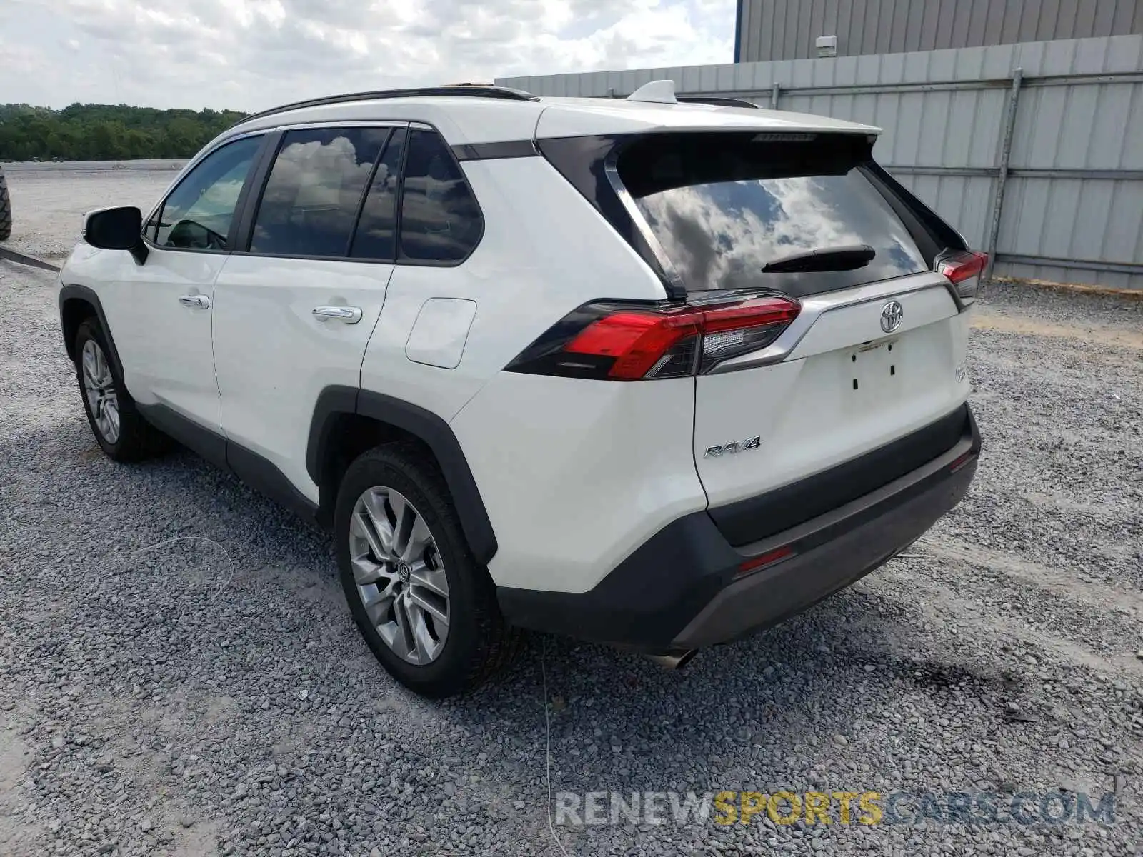 3 Photograph of a damaged car 2T3N1RFVXKC050625 TOYOTA RAV4 2019