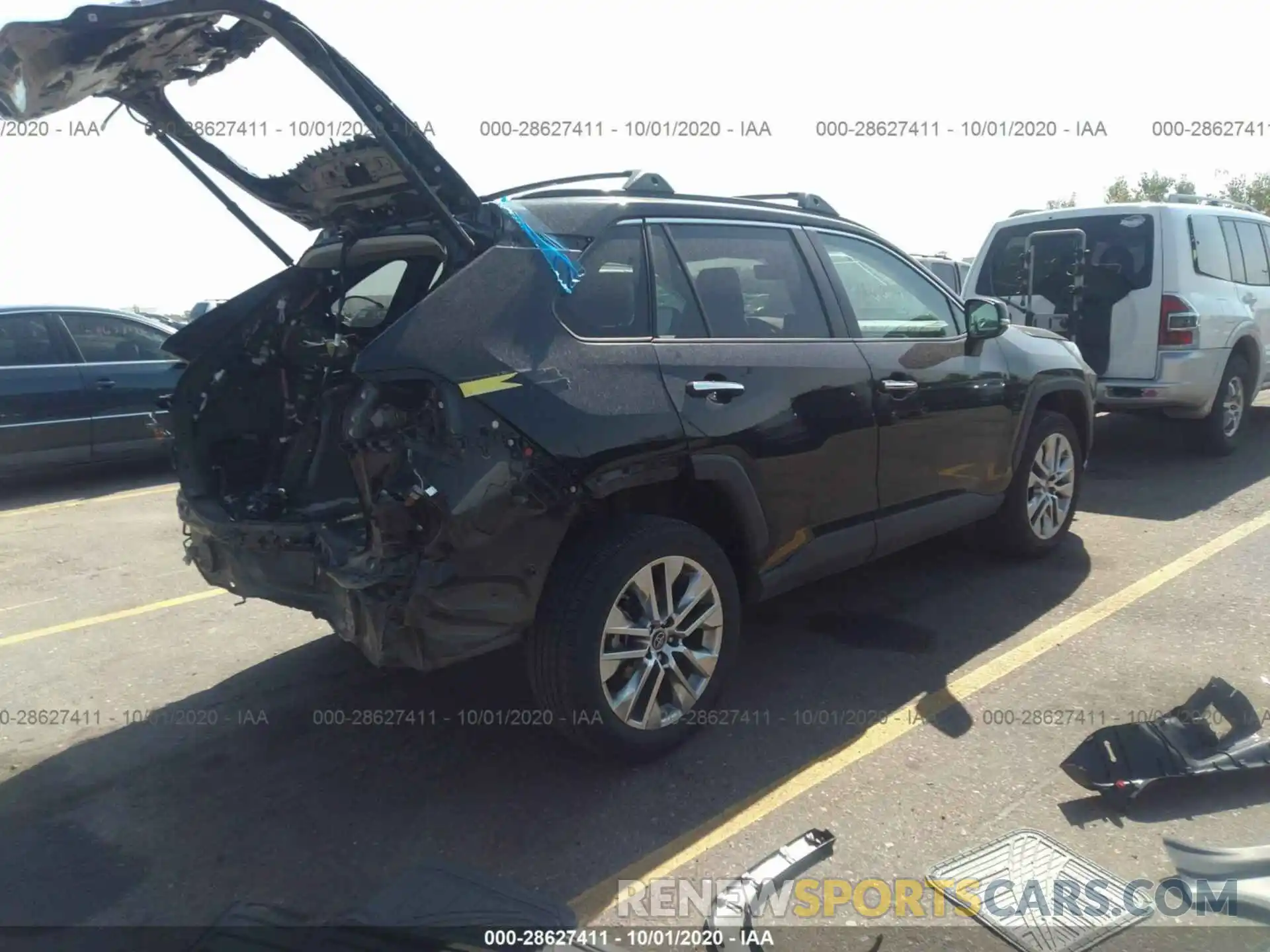 4 Photograph of a damaged car 2T3N1RFVXKW001116 TOYOTA RAV4 2019