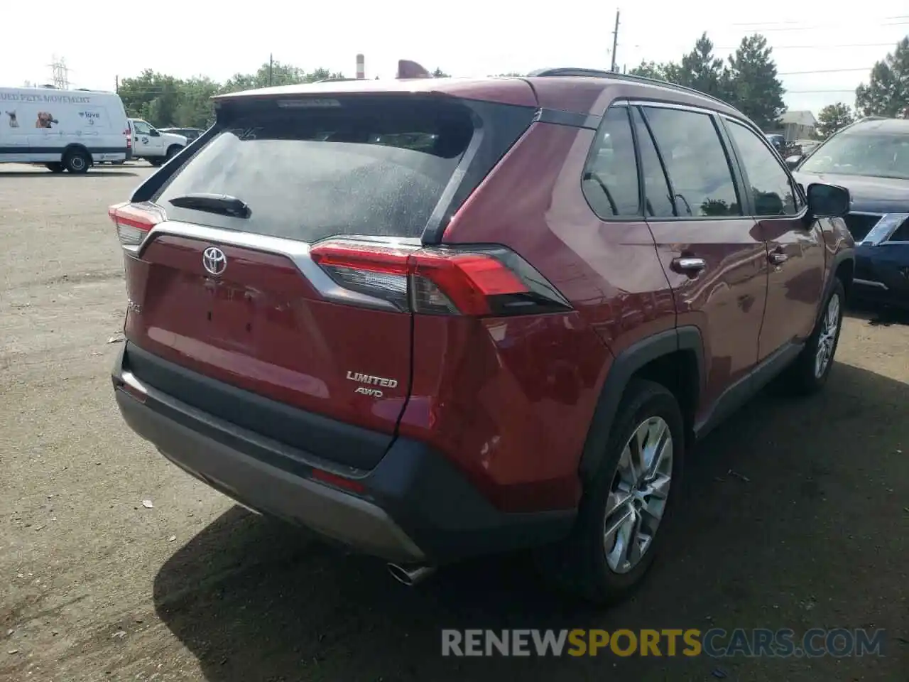 4 Photograph of a damaged car 2T3N1RFVXKW082005 TOYOTA RAV4 2019