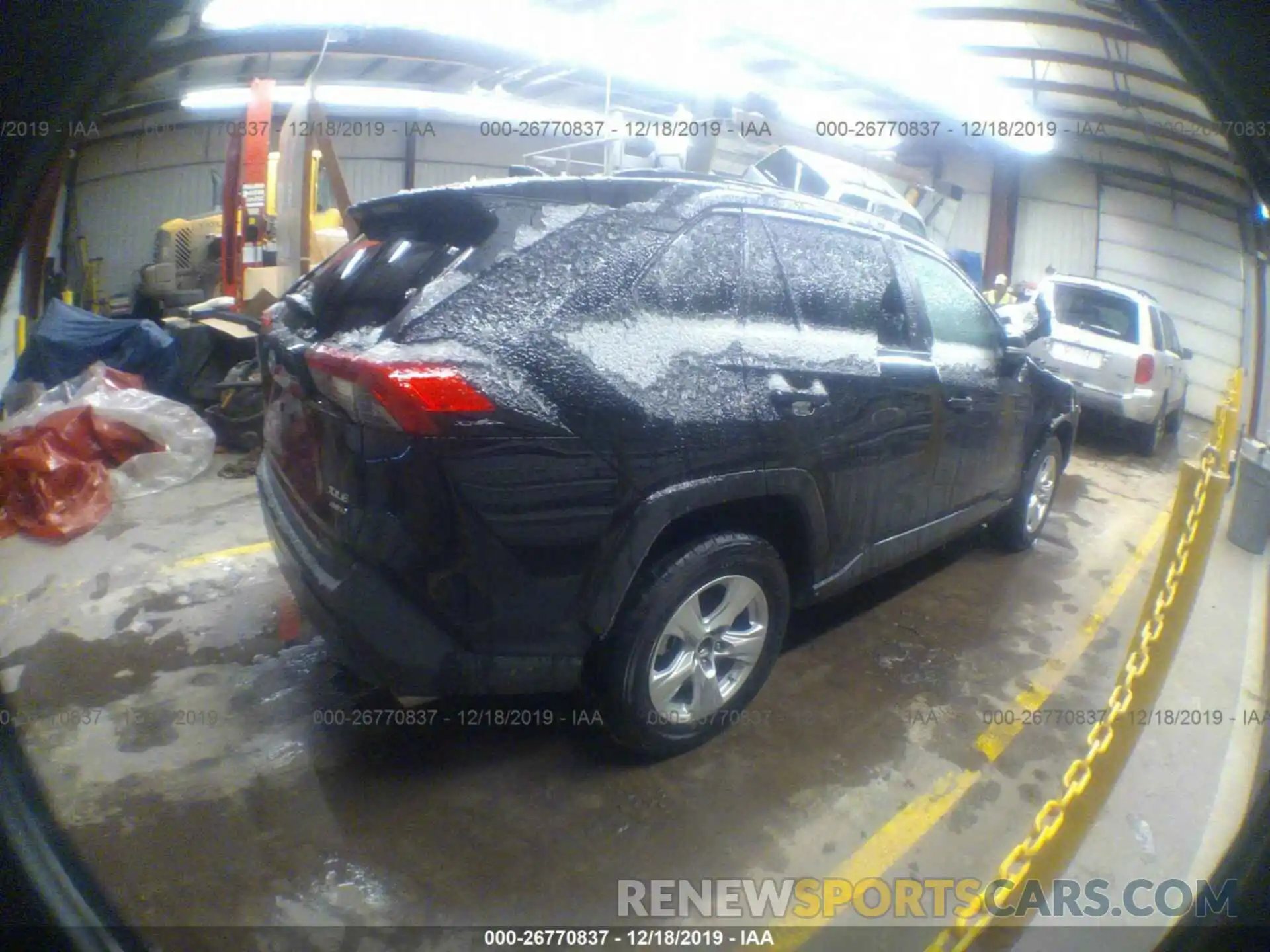 4 Photograph of a damaged car 2T3P1RFV0KC004231 TOYOTA RAV4 2019