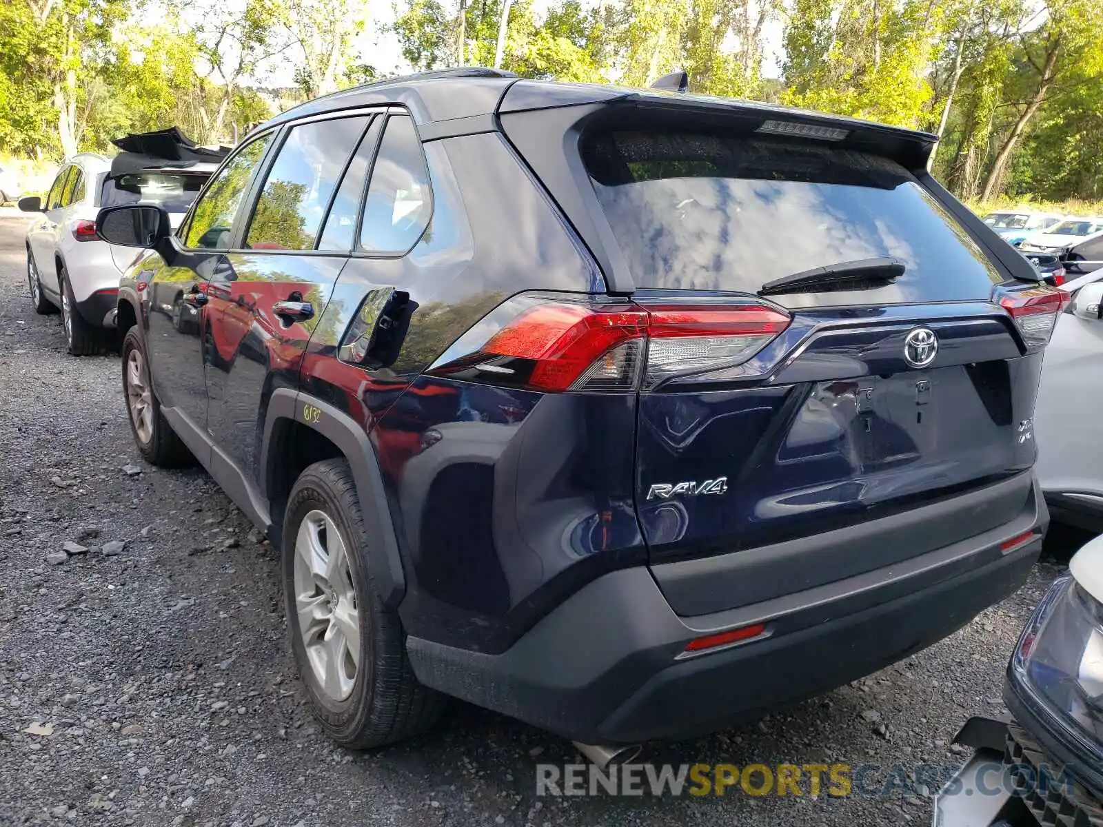 3 Photograph of a damaged car 2T3P1RFV0KC005248 TOYOTA RAV4 2019