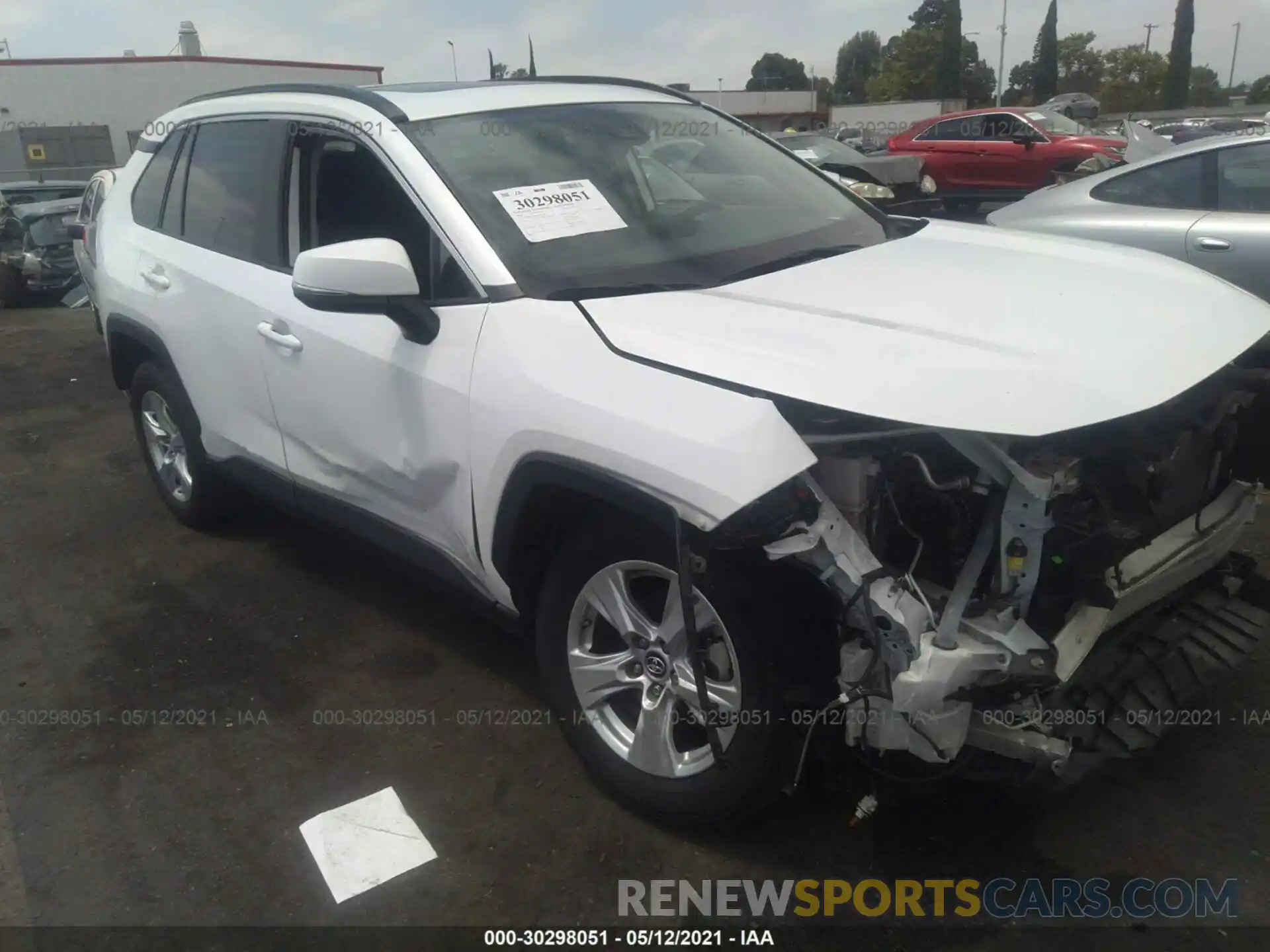 1 Photograph of a damaged car 2T3P1RFV0KC005797 TOYOTA RAV4 2019