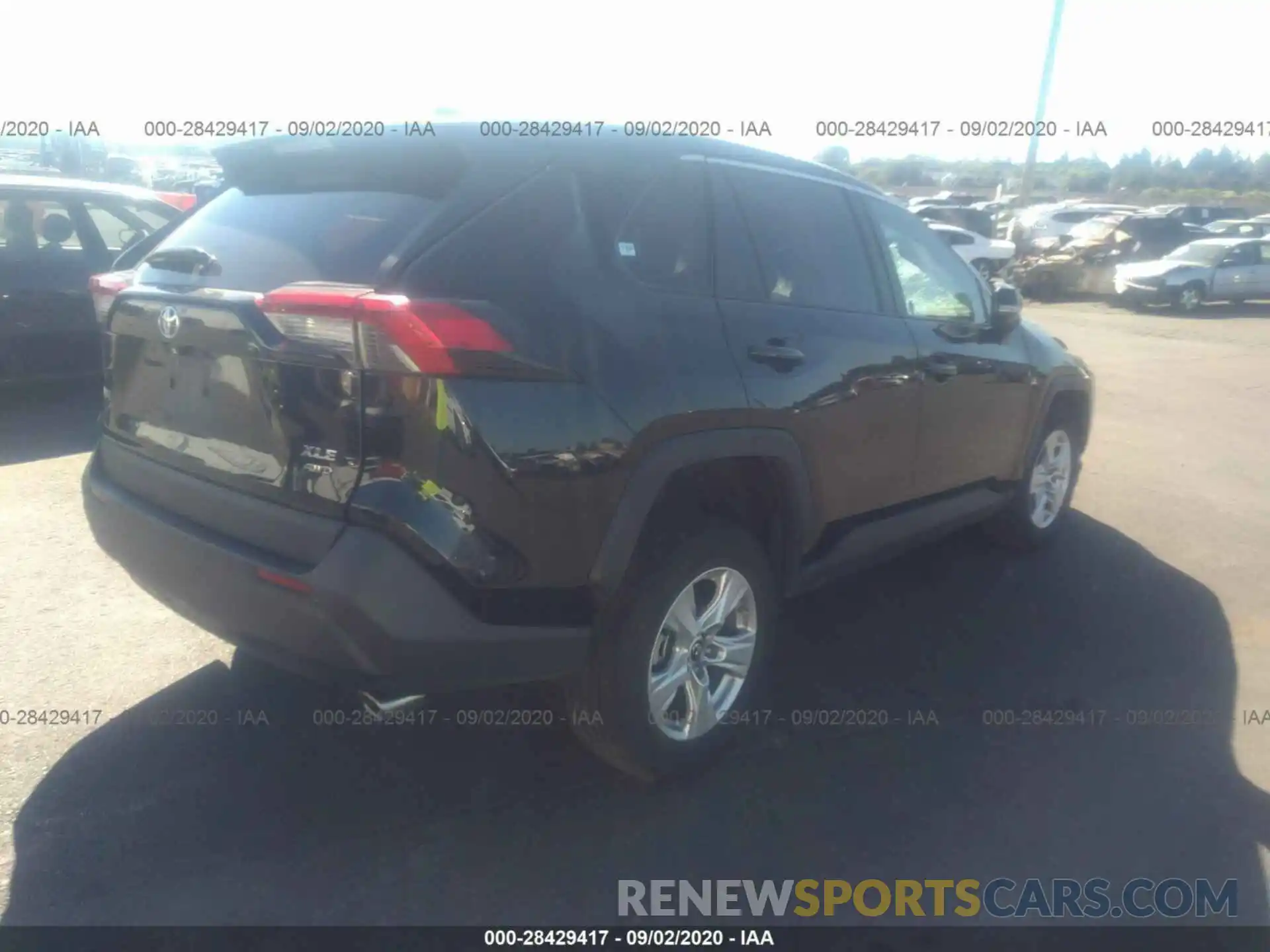 4 Photograph of a damaged car 2T3P1RFV0KC007873 TOYOTA RAV4 2019