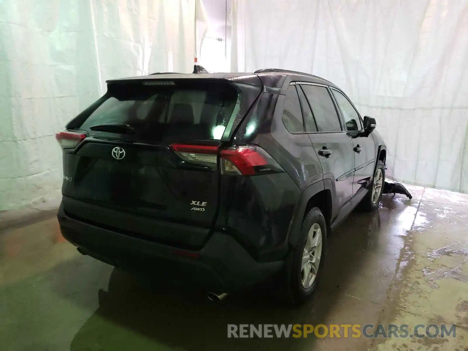 4 Photograph of a damaged car 2T3P1RFV0KC010546 TOYOTA RAV4 2019