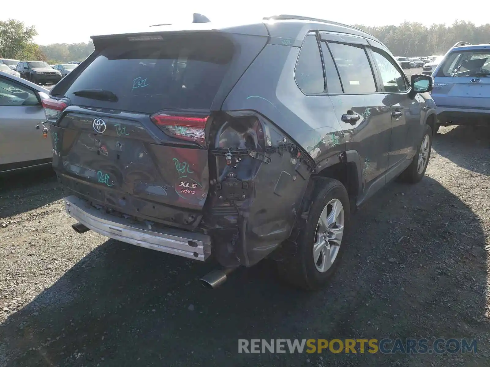 4 Photograph of a damaged car 2T3P1RFV0KC013088 TOYOTA RAV4 2019