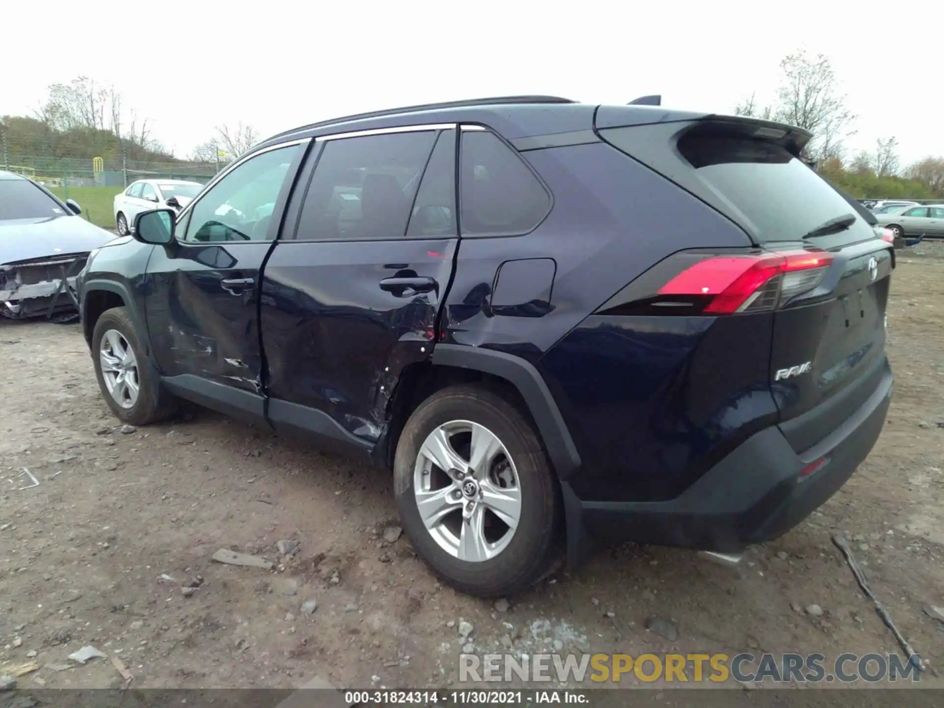 3 Фотография поврежденного автомобиля 2T3P1RFV0KC015908 TOYOTA RAV4 2019